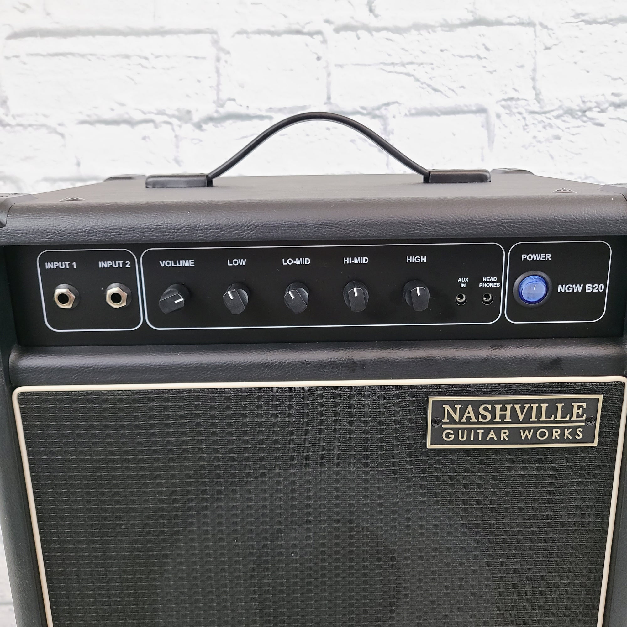 Nashville Guitar Works NGWB20 20 Watt Bass Guitar Amp