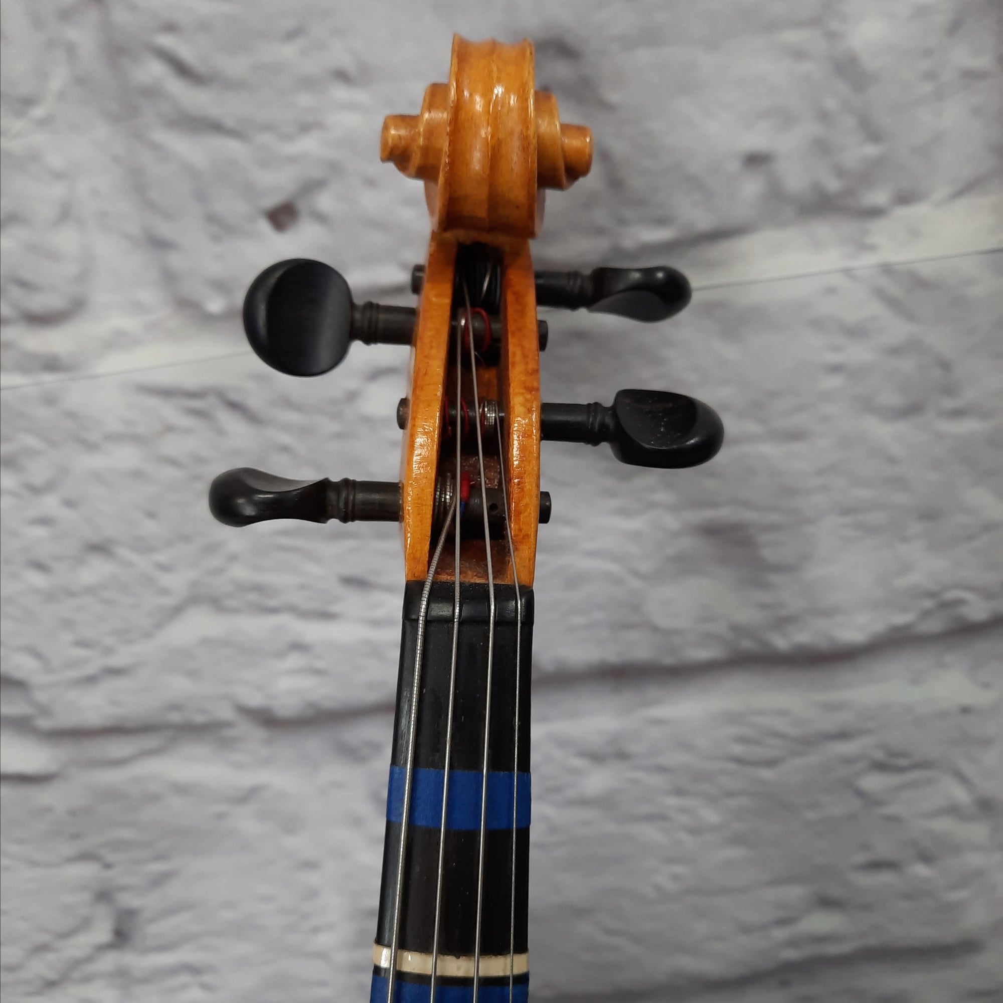Lignatone Antonius Stradivarius Cremonenis 13" Viola with Case and Bow (Czech)