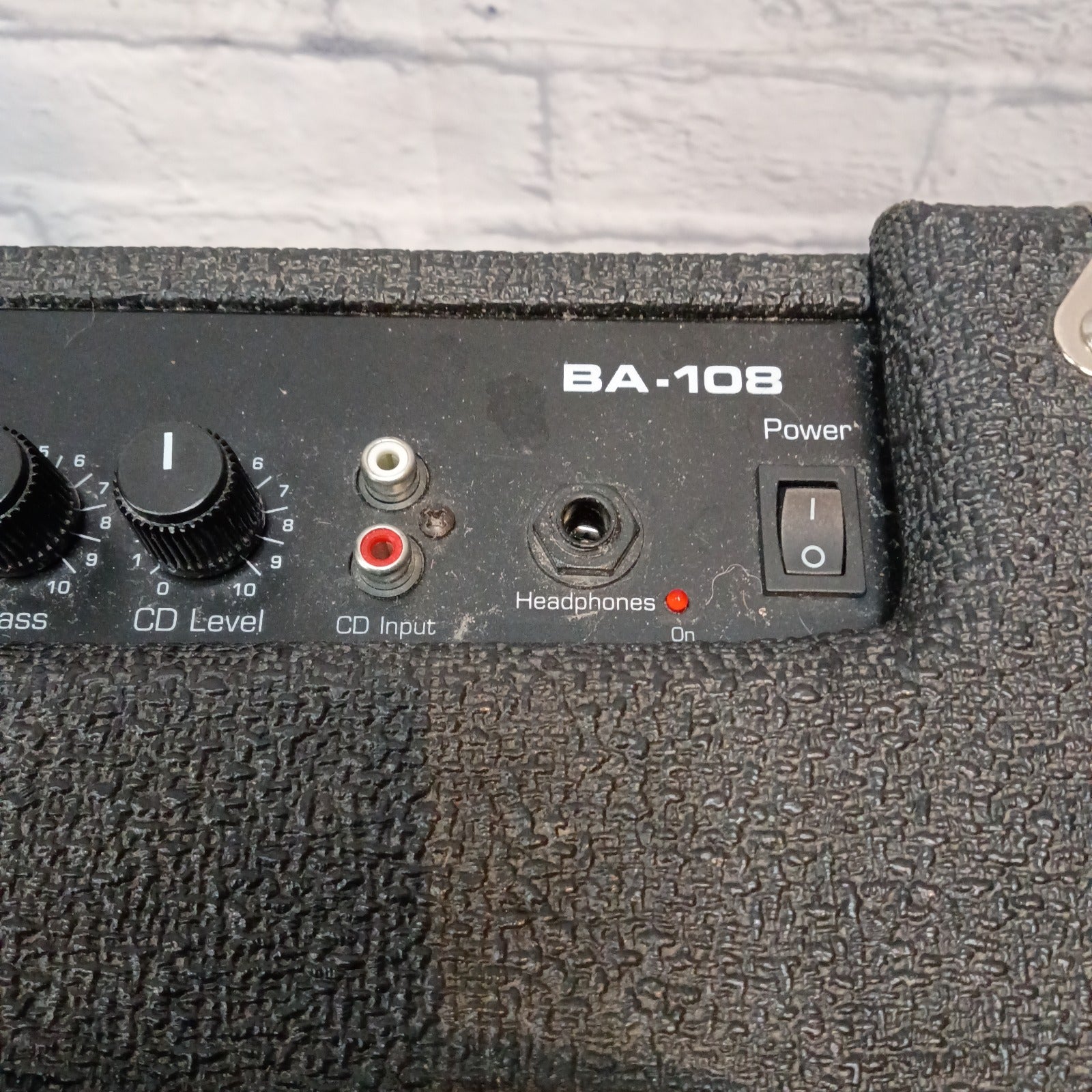 Ampeg BA-108 Bass Guitar Combo Amp