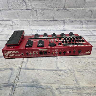 Boss GT-6B w/ Case Bass Multieffects Pedal