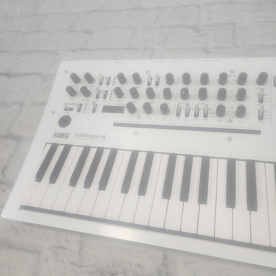 Korg Minilogue XD Pearl White with Gator Padded Bag