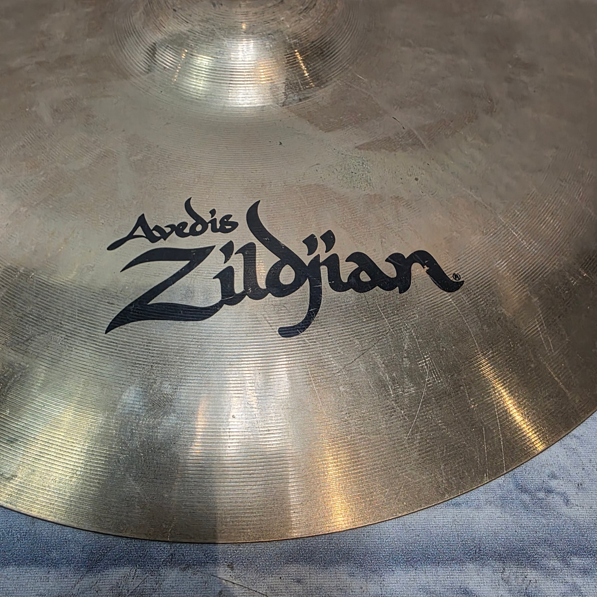 Zildjian A Custom 18" Projection Crash - CRACKED