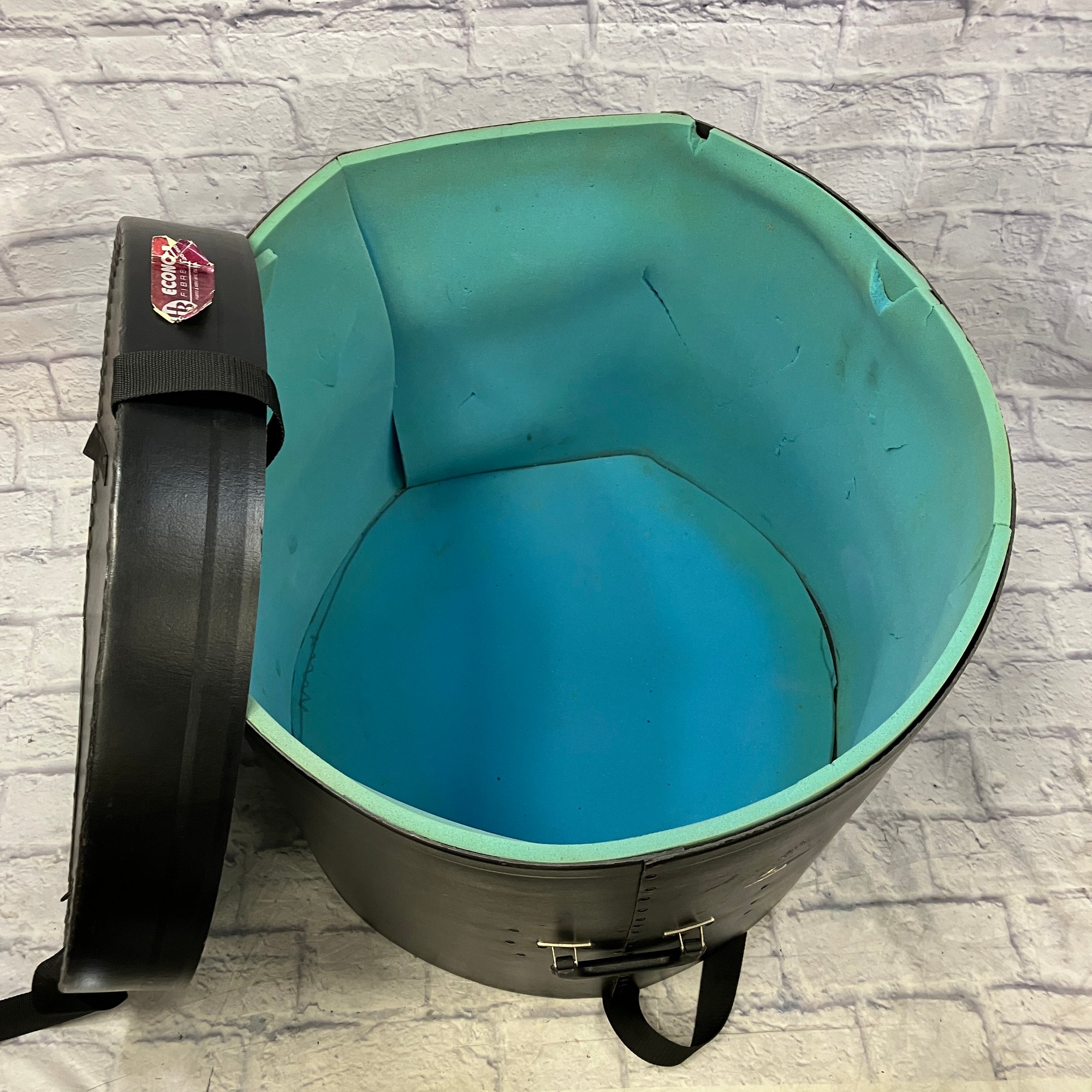 Econoline 22 Foam Lined Fibre Kick Drum Case