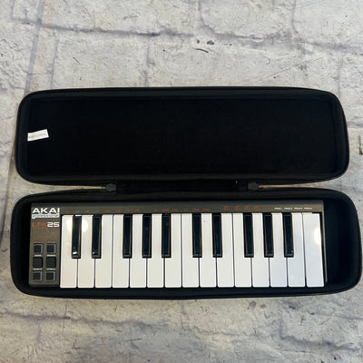 Akai LPK25 25-Key Mini MIDI Controller