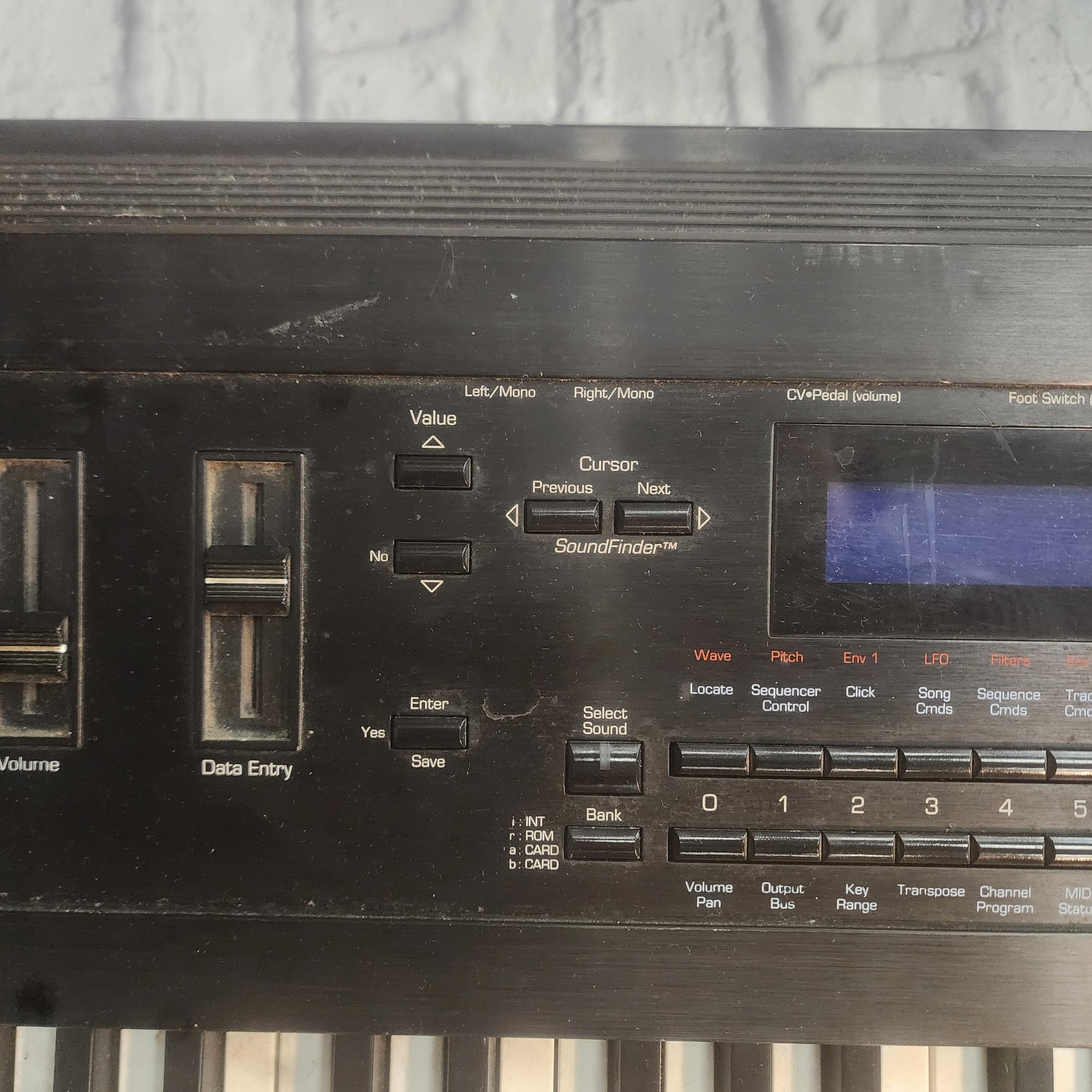 Ensoniq KT88 88-Key Synthesizer Digital Synth