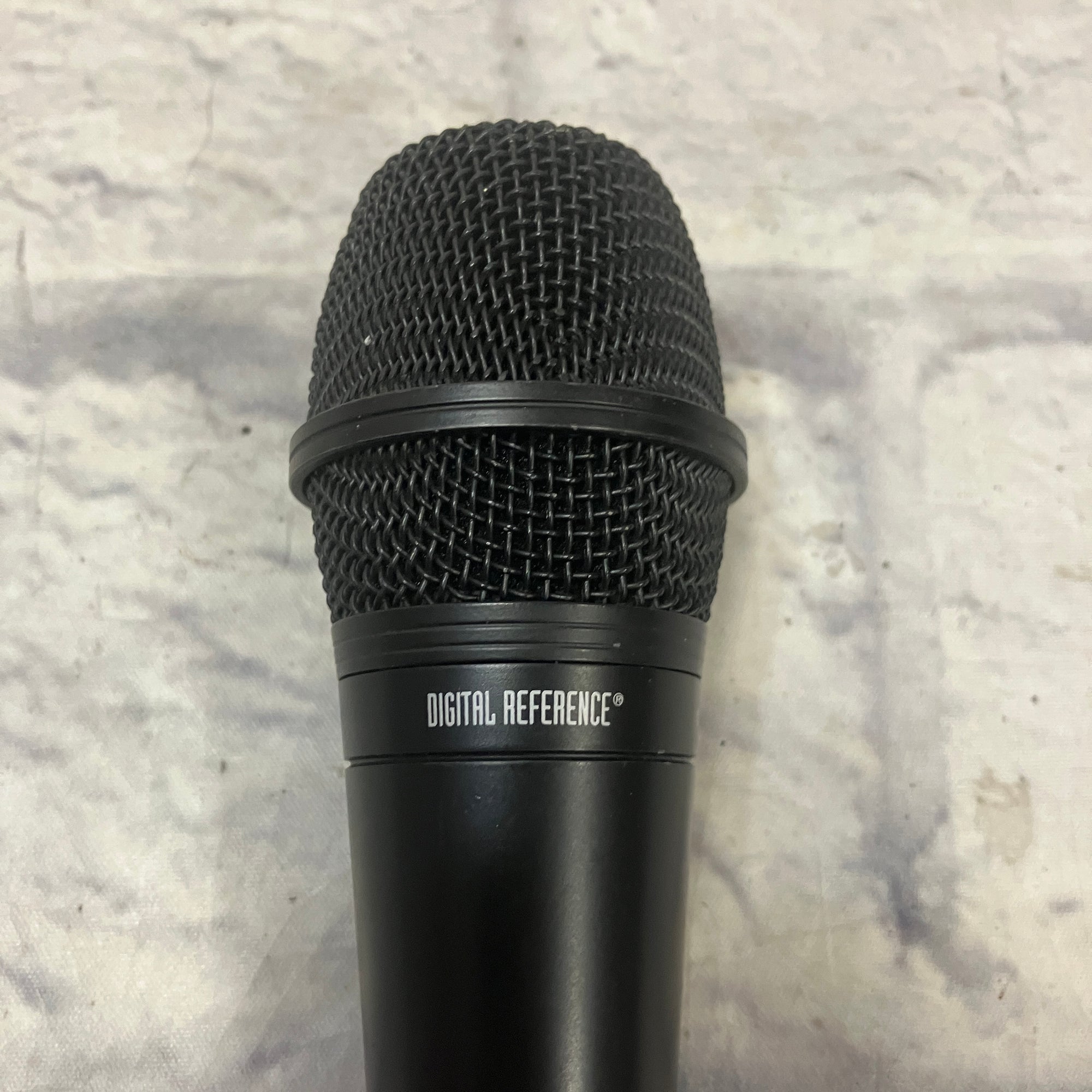 Digital Reference DRV200 Dynamic Microphone