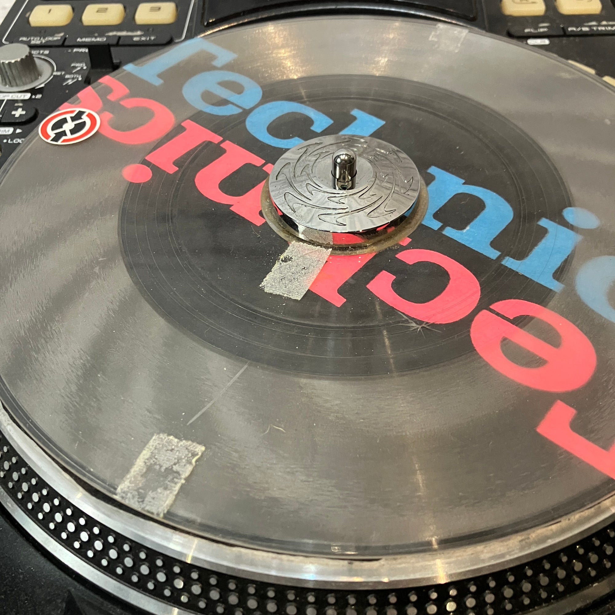 Denon DN-S3700 CDJ / DJ Turntable