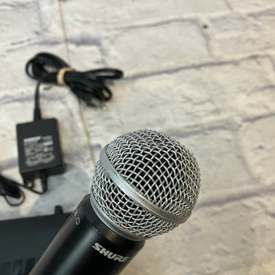 Shure SLX4 & BLX4 Wireless Receiver and Microphone