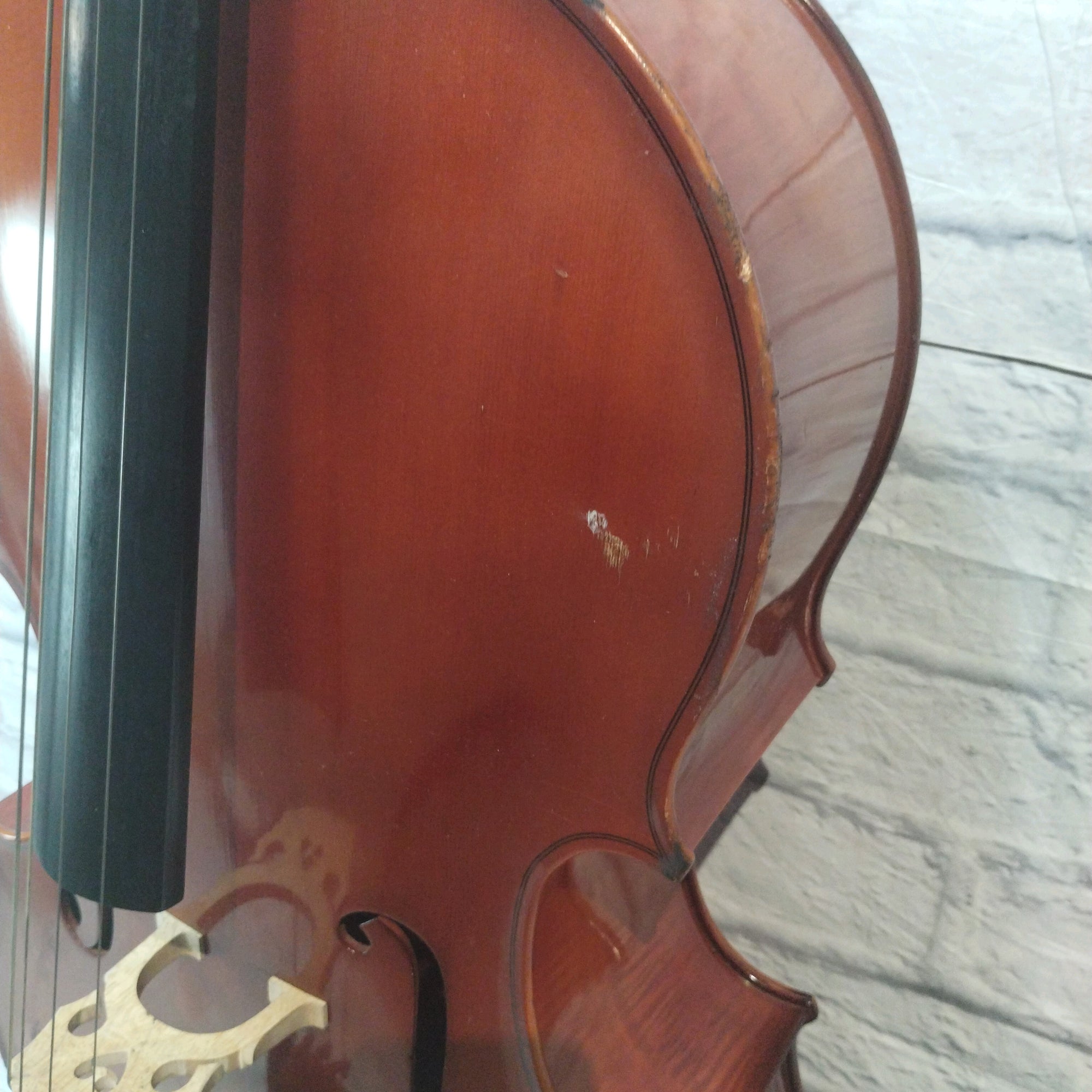 Suzuki N0 40 4/4 Cello W/Hard Case