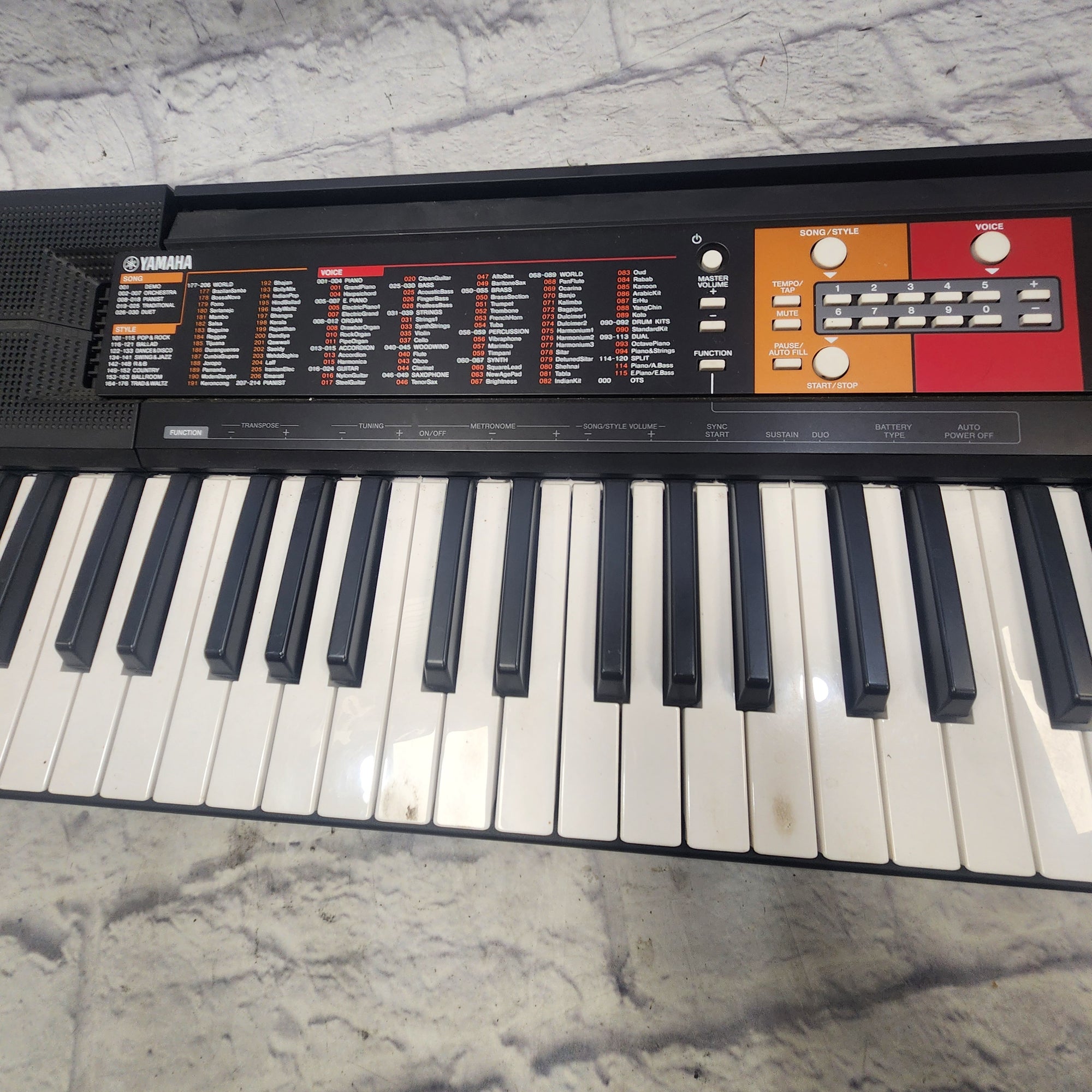 Yamaha PSR-F51 61-Key Electronic Keyboard - Evolution Music