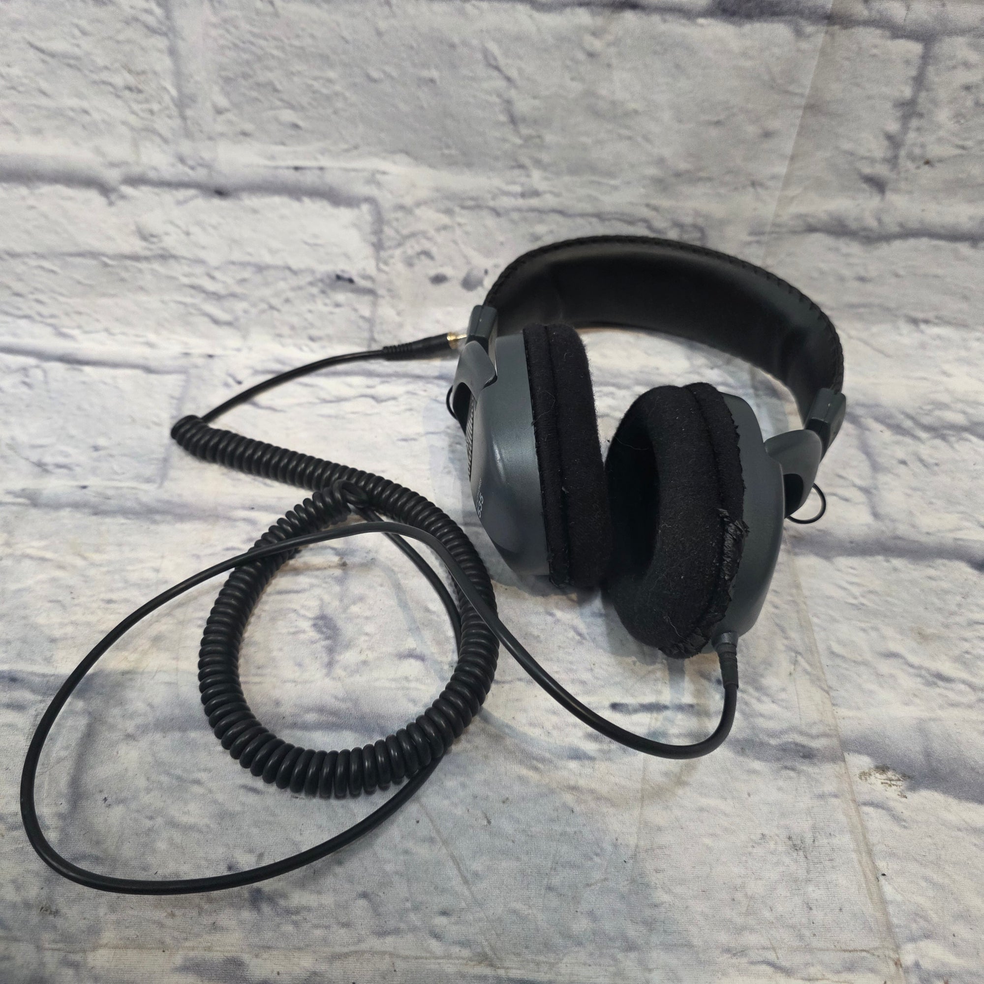JTS Studio Monitor Hp-535 Studio Headphones