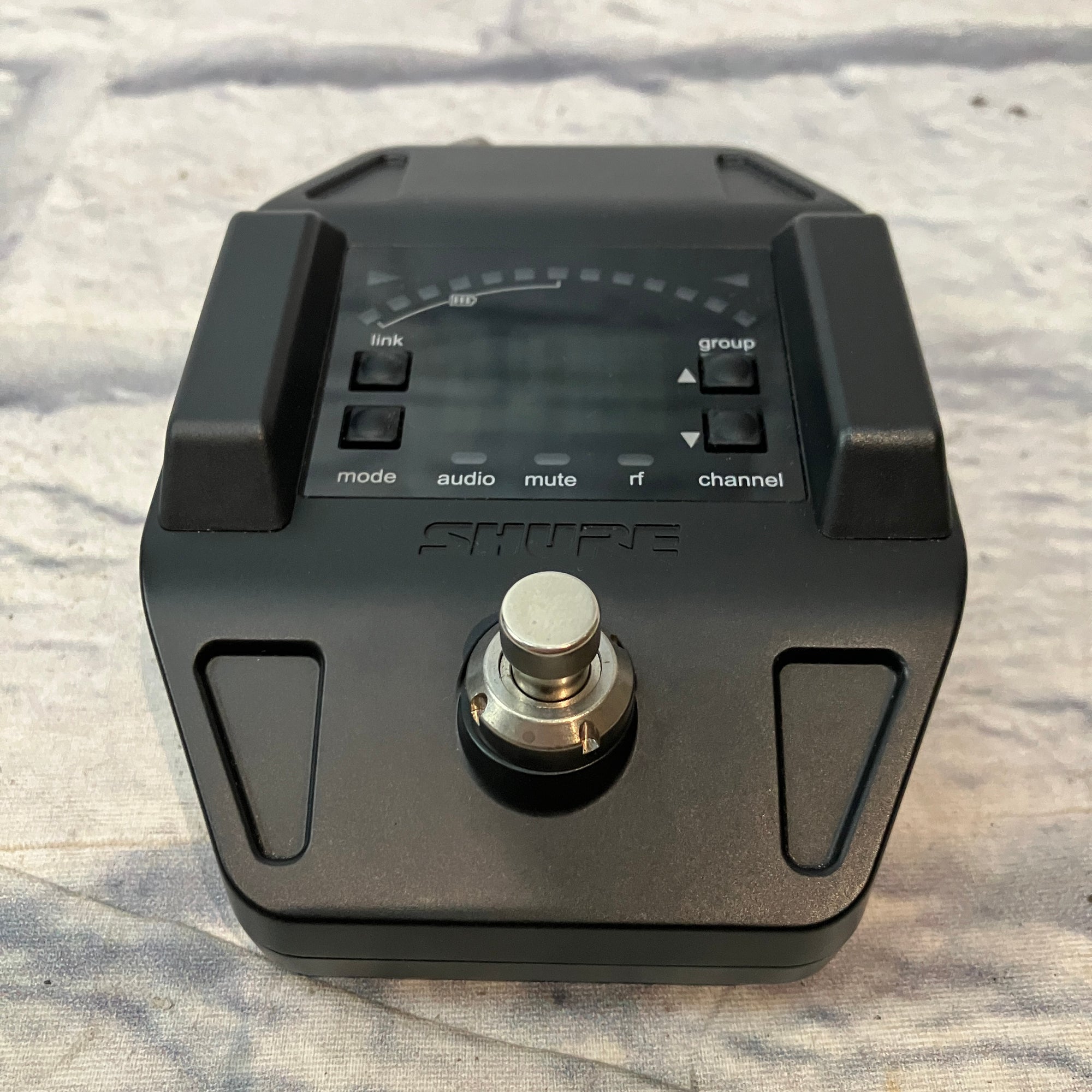 Shure GLXD16 Wireless Guitar Receiver 2020 Black-