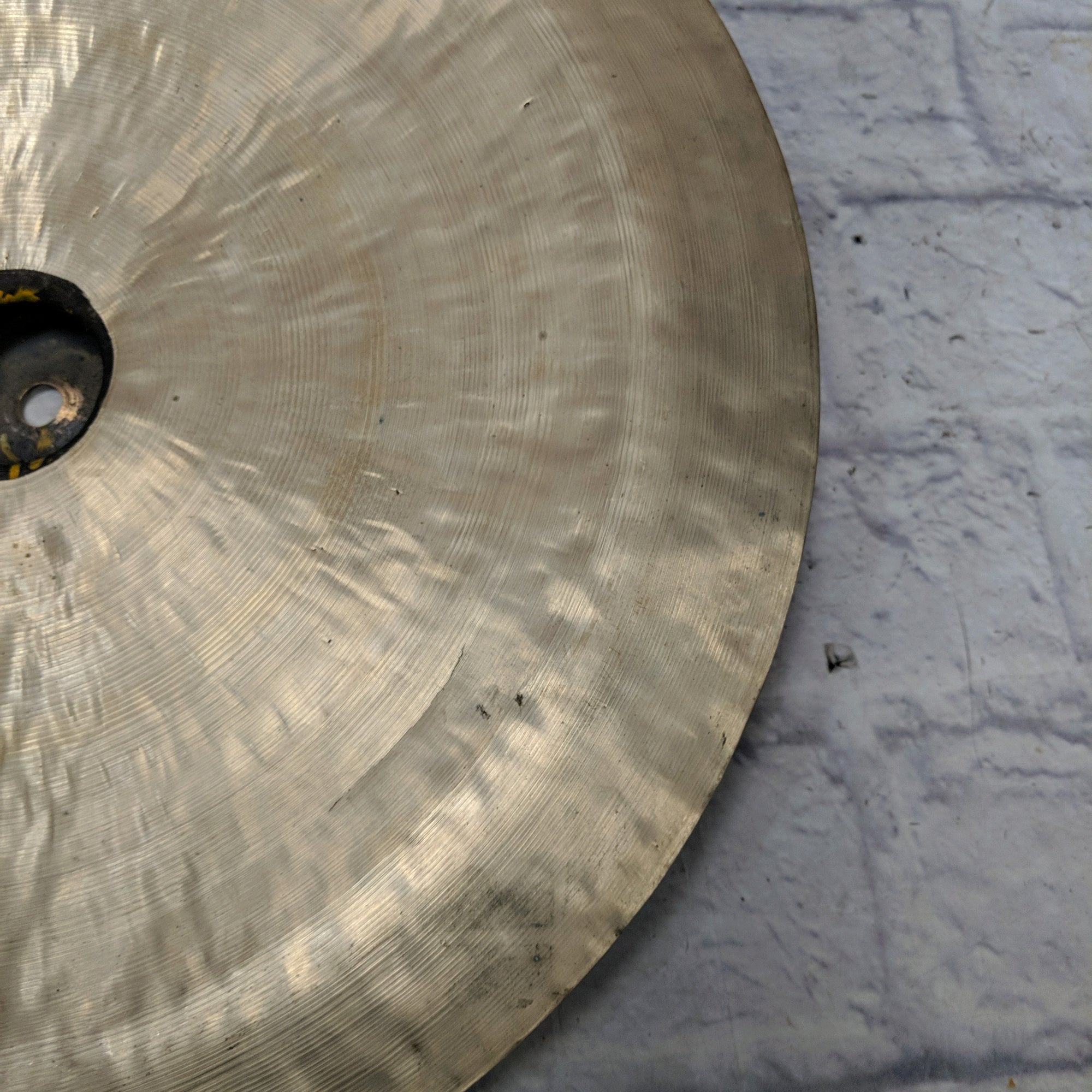 world percussion China Cymbal Made in Wuhan CRACKED