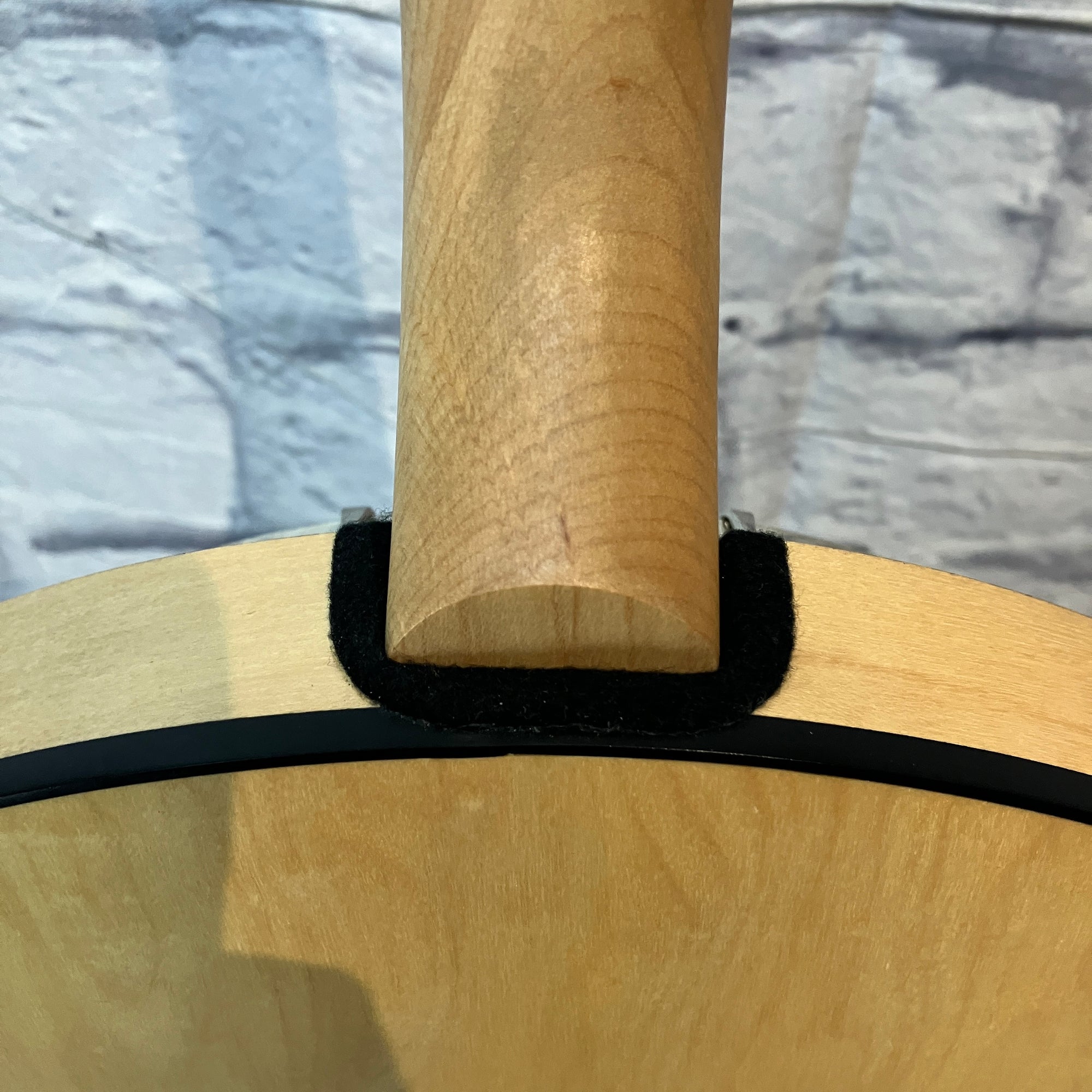 Deering Goodtime 4-String Resonator Banjo w/ case