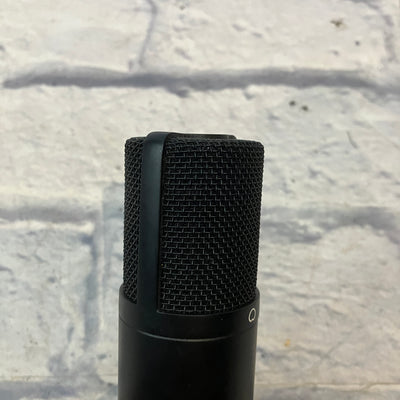 Focusrite Scarlett CM25 Studio Condenser Microphone w/ mount