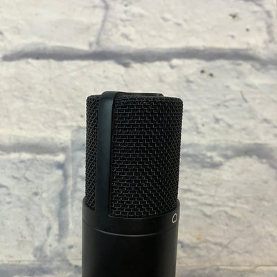 Focusrite Scarlett CM25 Studio Condenser Microphone w/ mount
