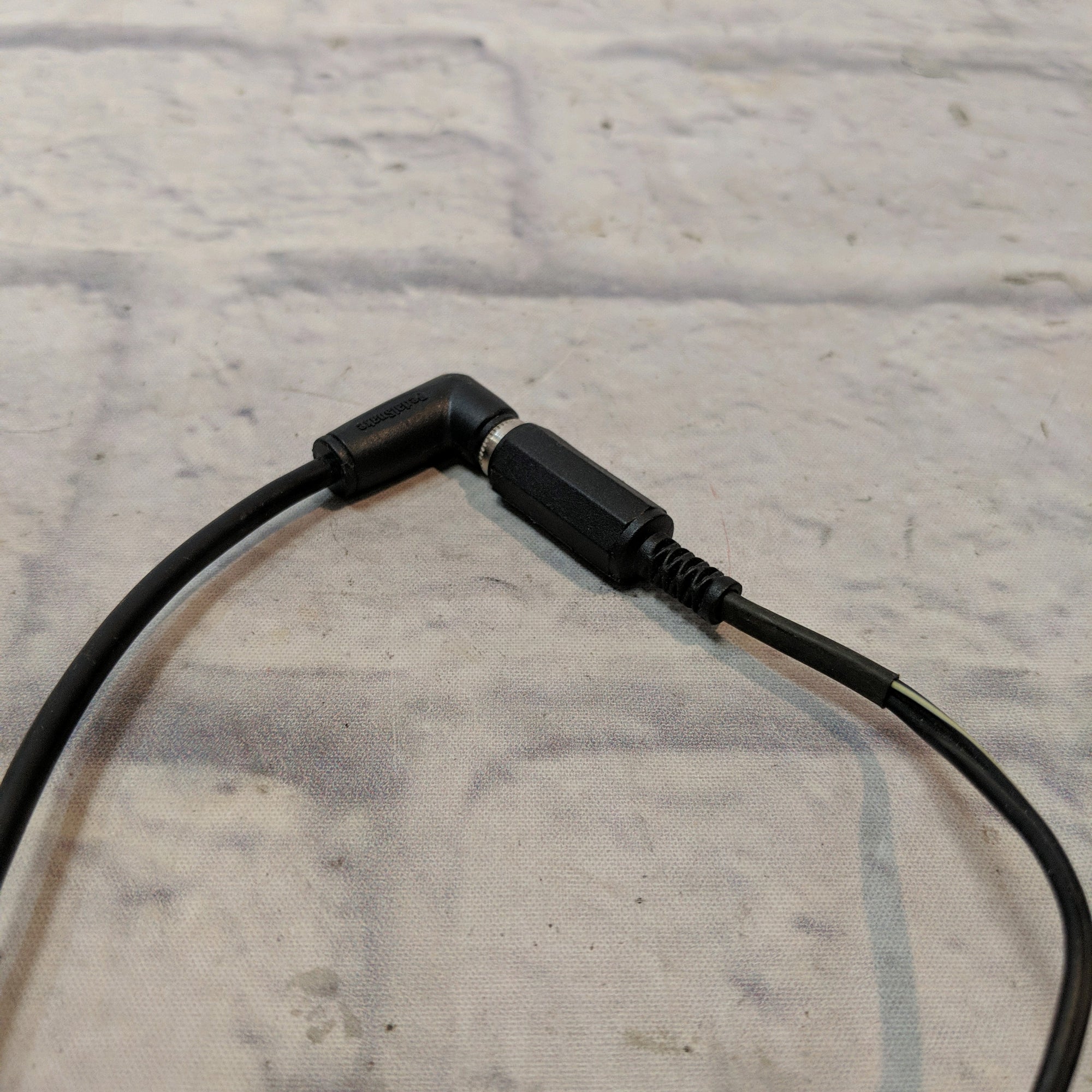 Unknown Daisy Chain Power Supply