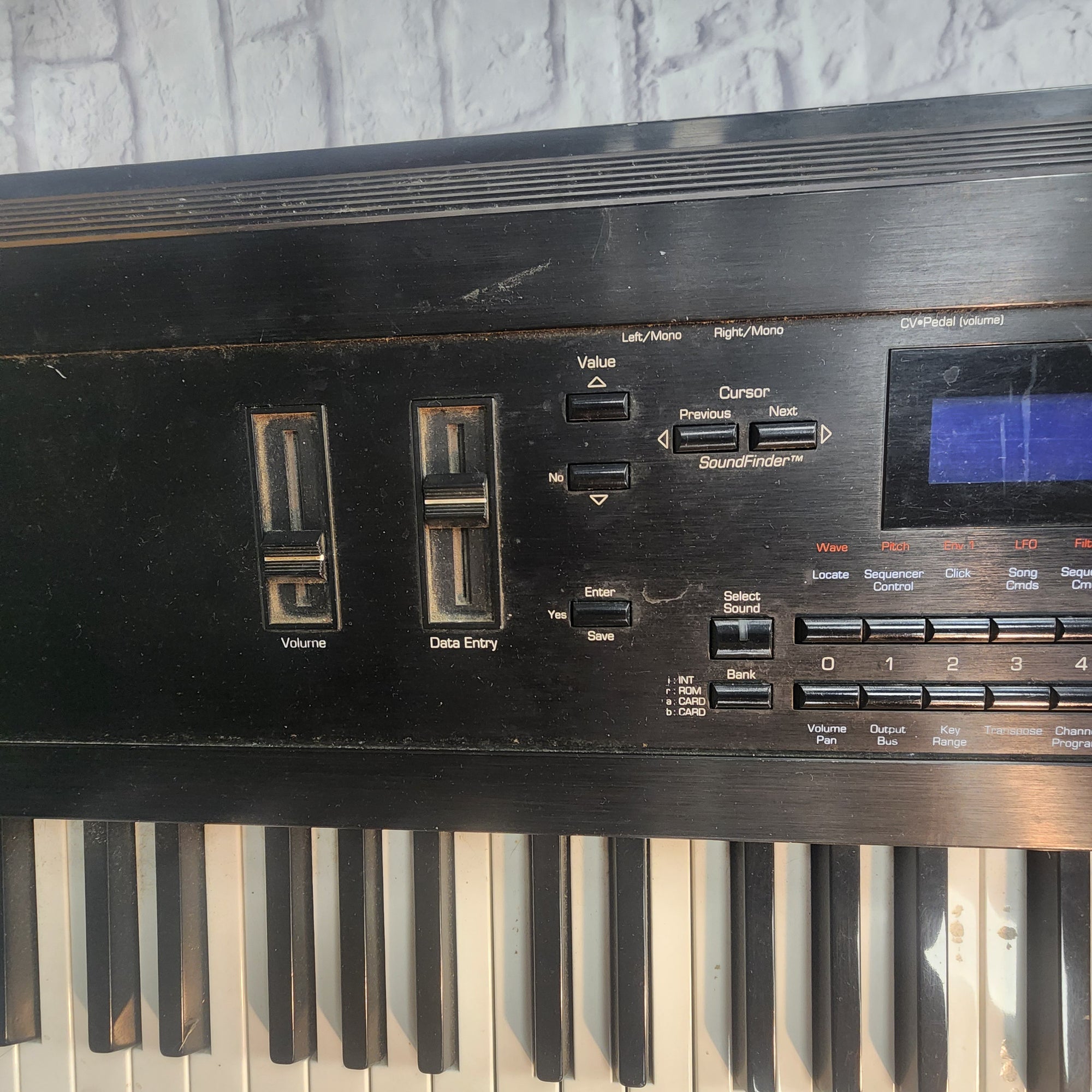 Ensoniq KT88 88-Key Synthesizer Digital Synth