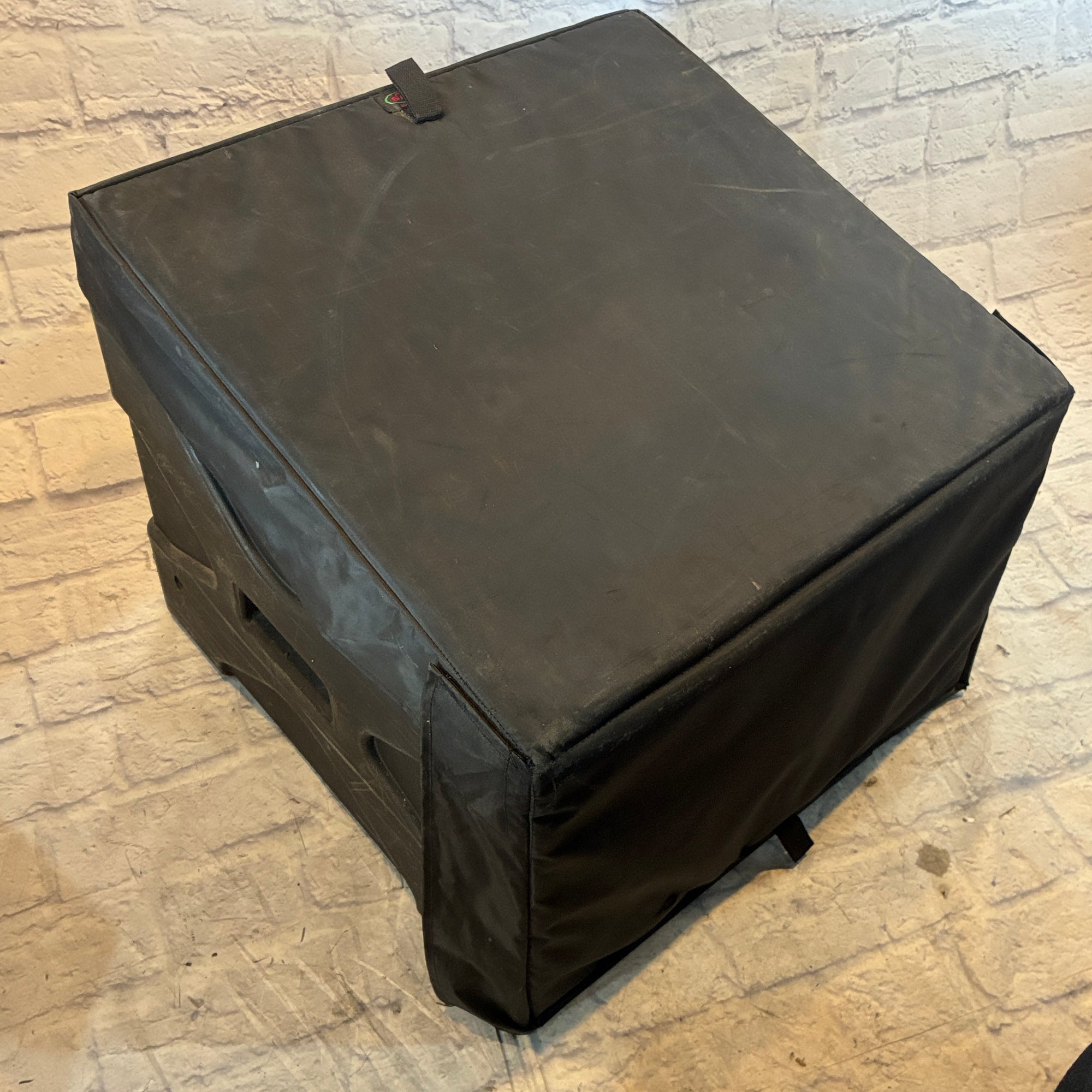 SKB Slant Mixer Case w 6U Rack and Cover
