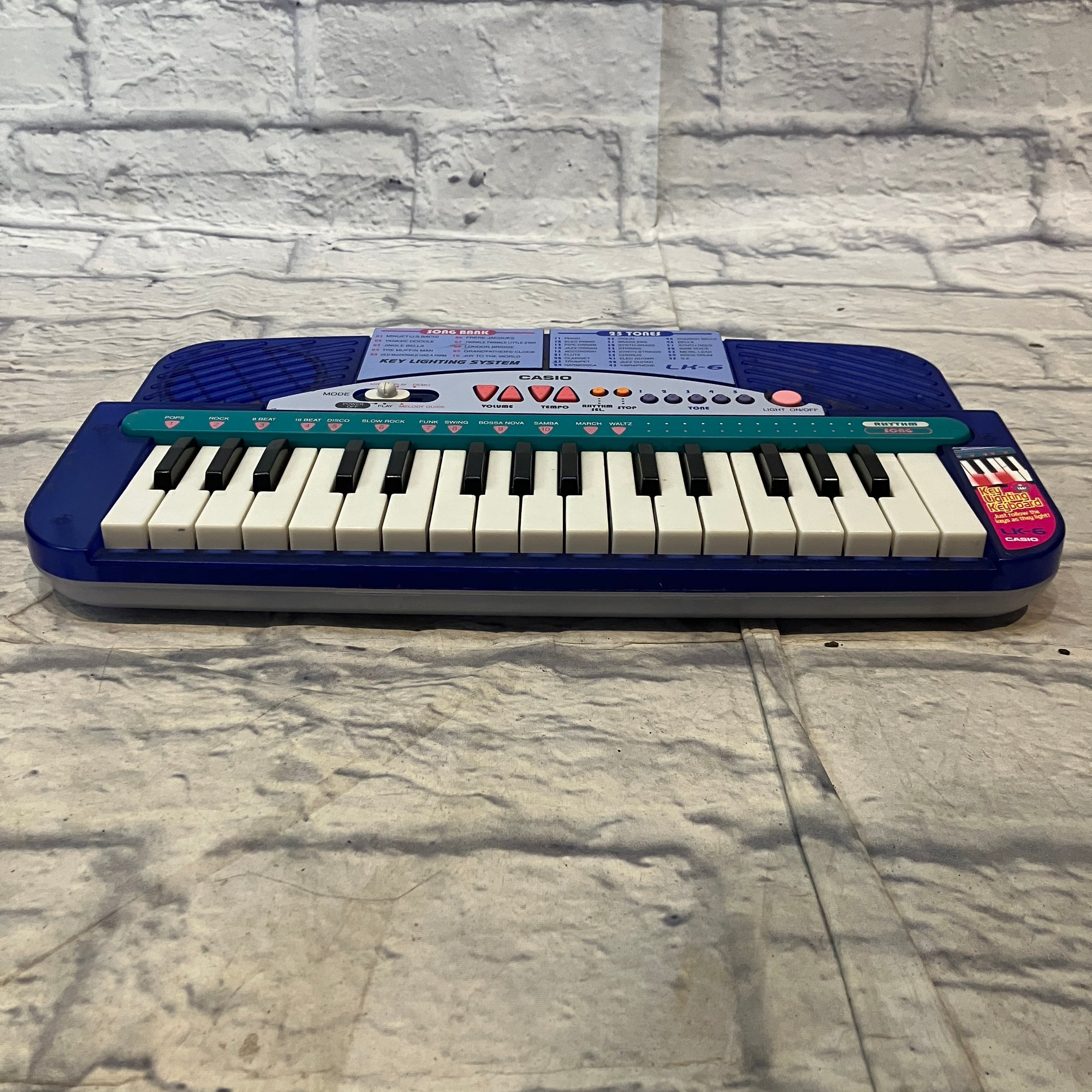 Casio LK-6 Keyboard