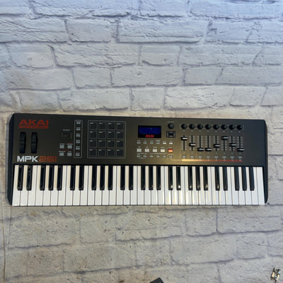 Akai MPK-261 61-Key USB Controller