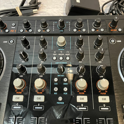 Native Instruments Traktor Kontrol S4 MK2