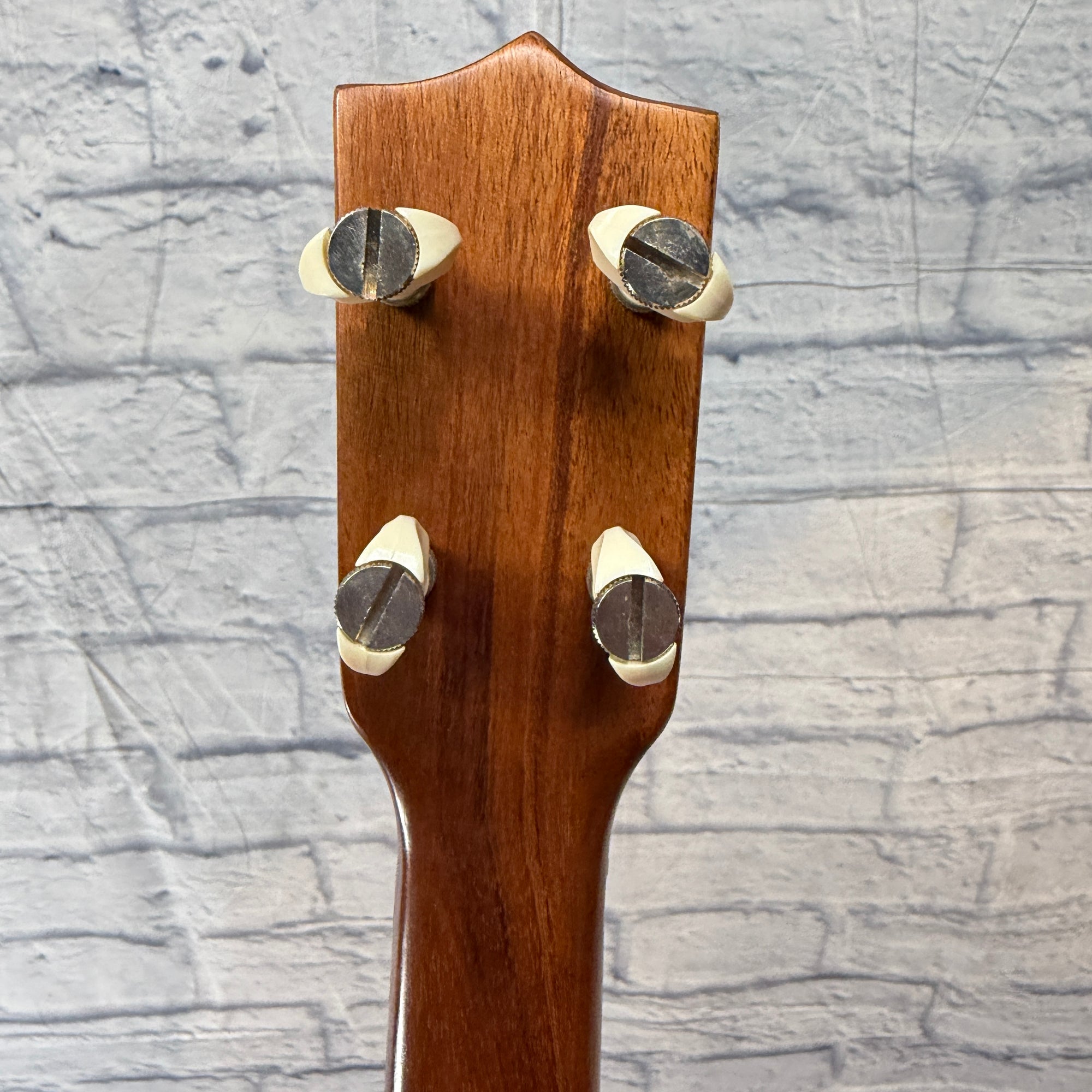 Kamaka Baritone Ukulele HF-4 - Vintage White Label w/ case - AS IS