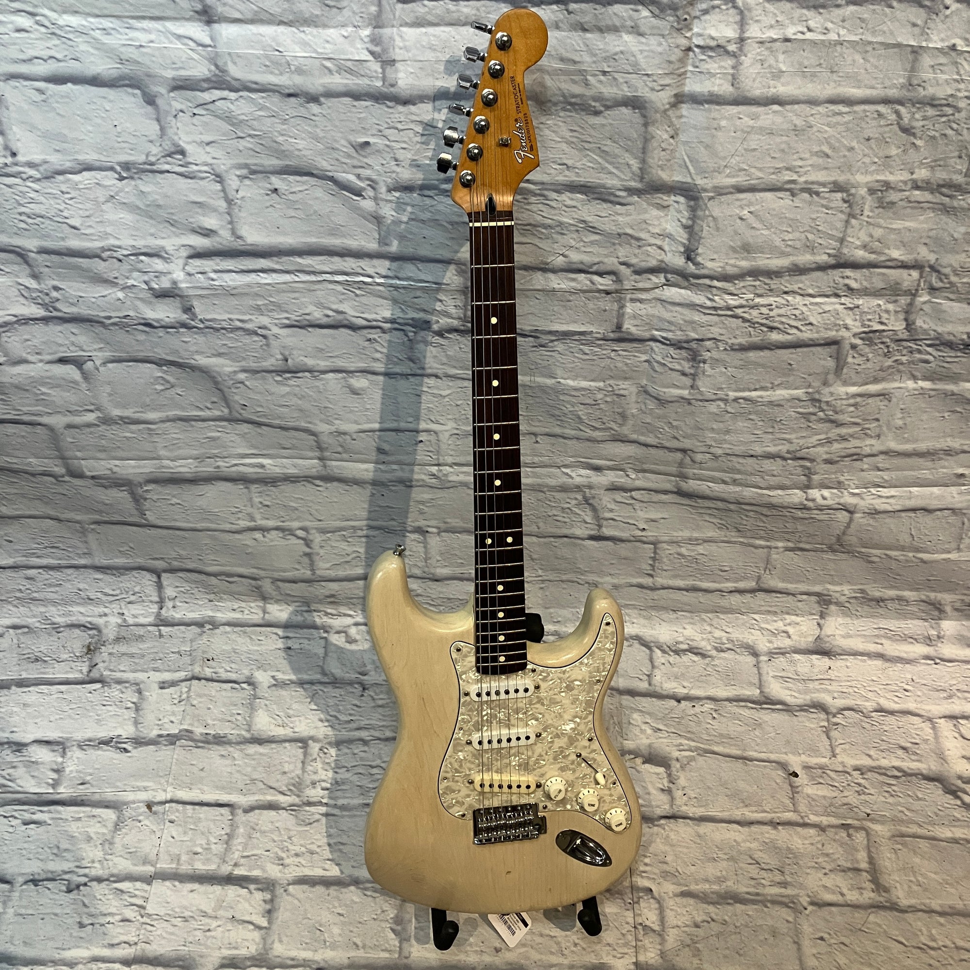 Fender MIM Stratocaster White Blonde Electric Guitar - Refinished