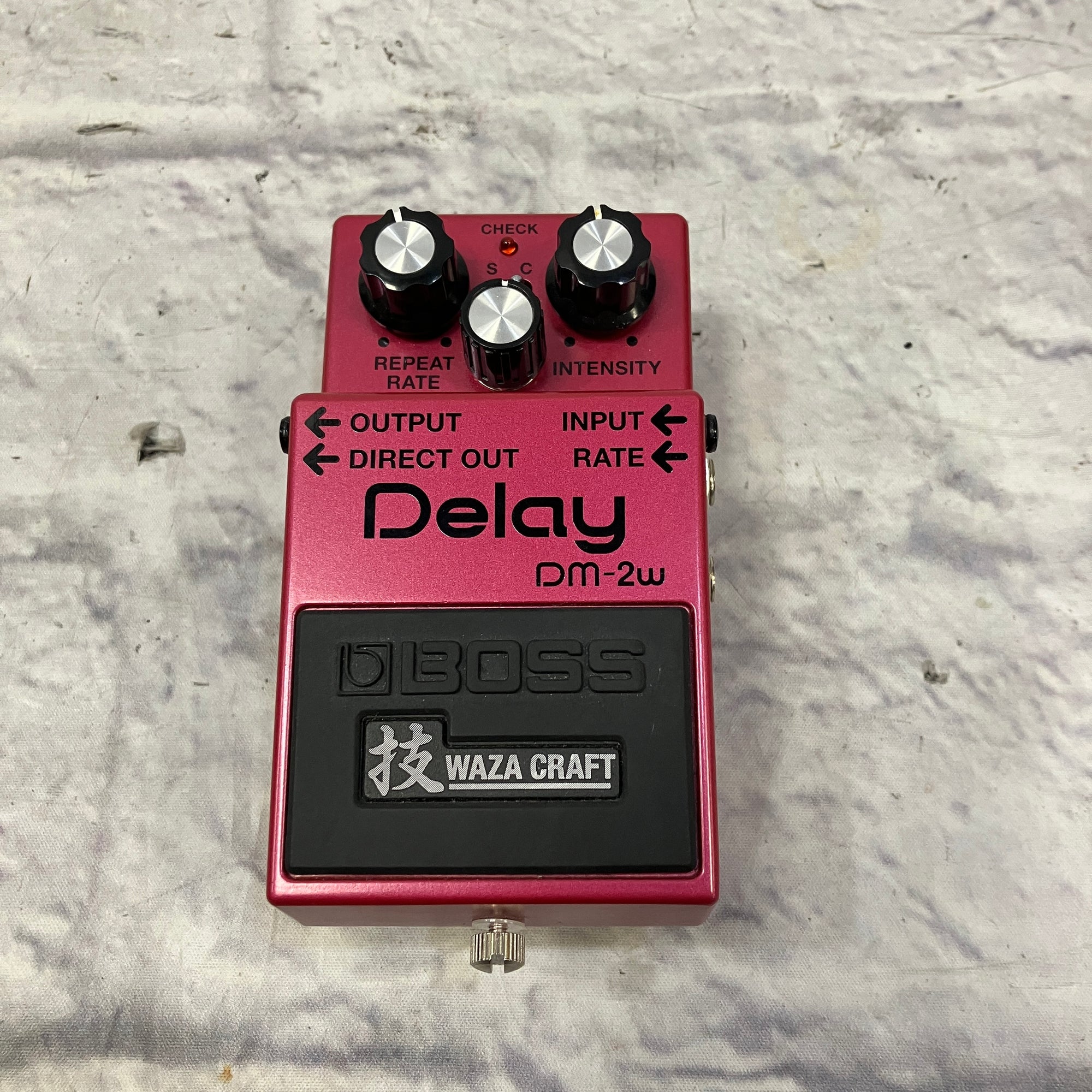 Boss DM-2W Waza Craft Analog Delay Pedal