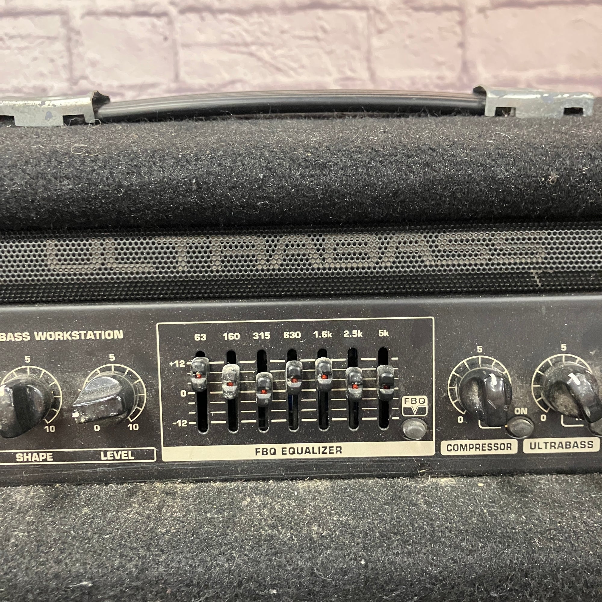 Behringer BXL3000A  Bass Guitar Amp AS IS - No Grill