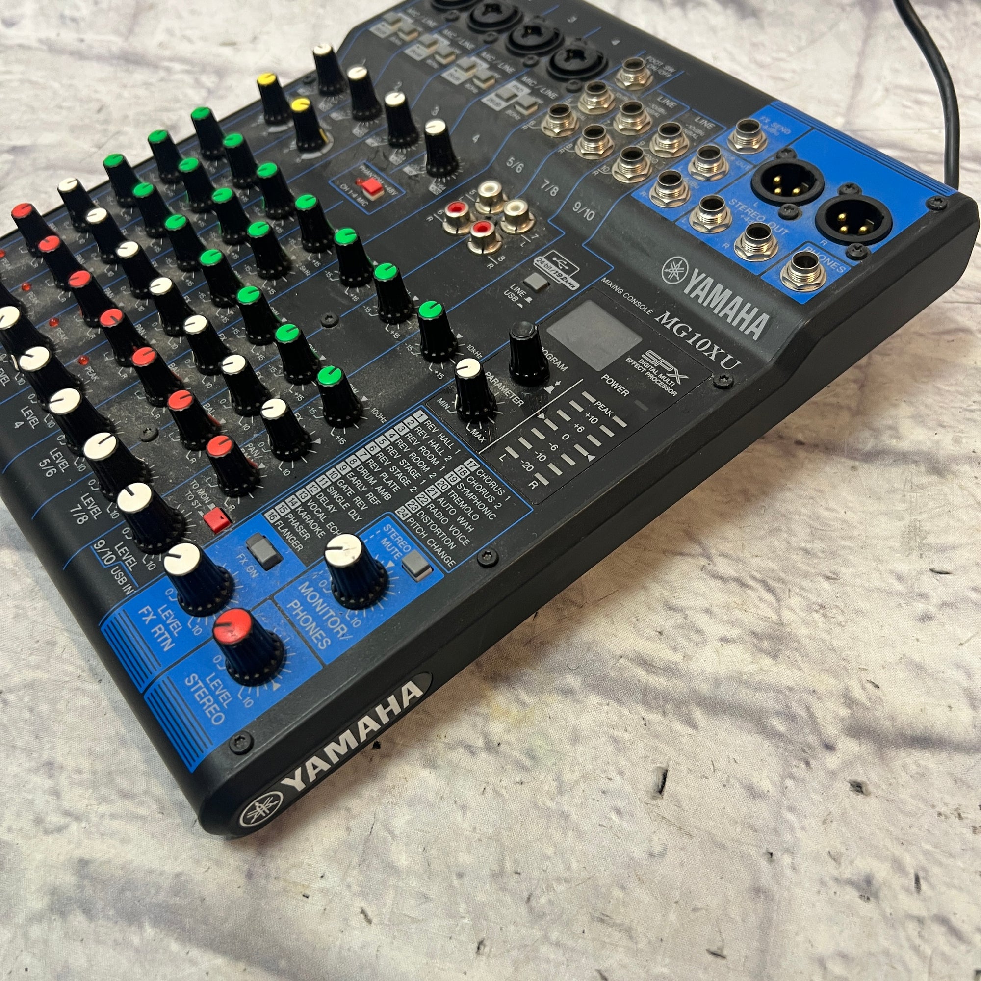 Yamaha MG10XU Mixer