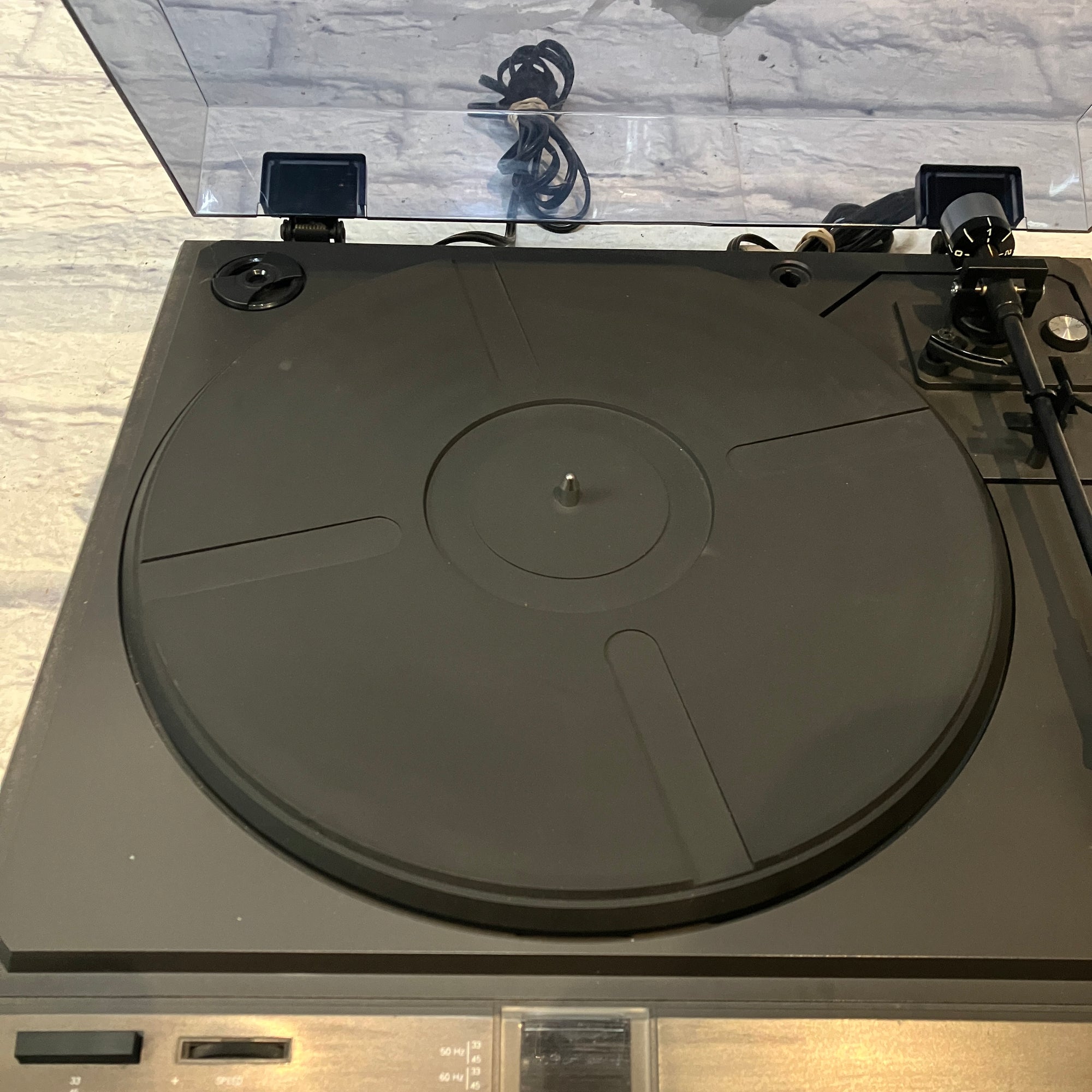 NAD 5125 Turntable