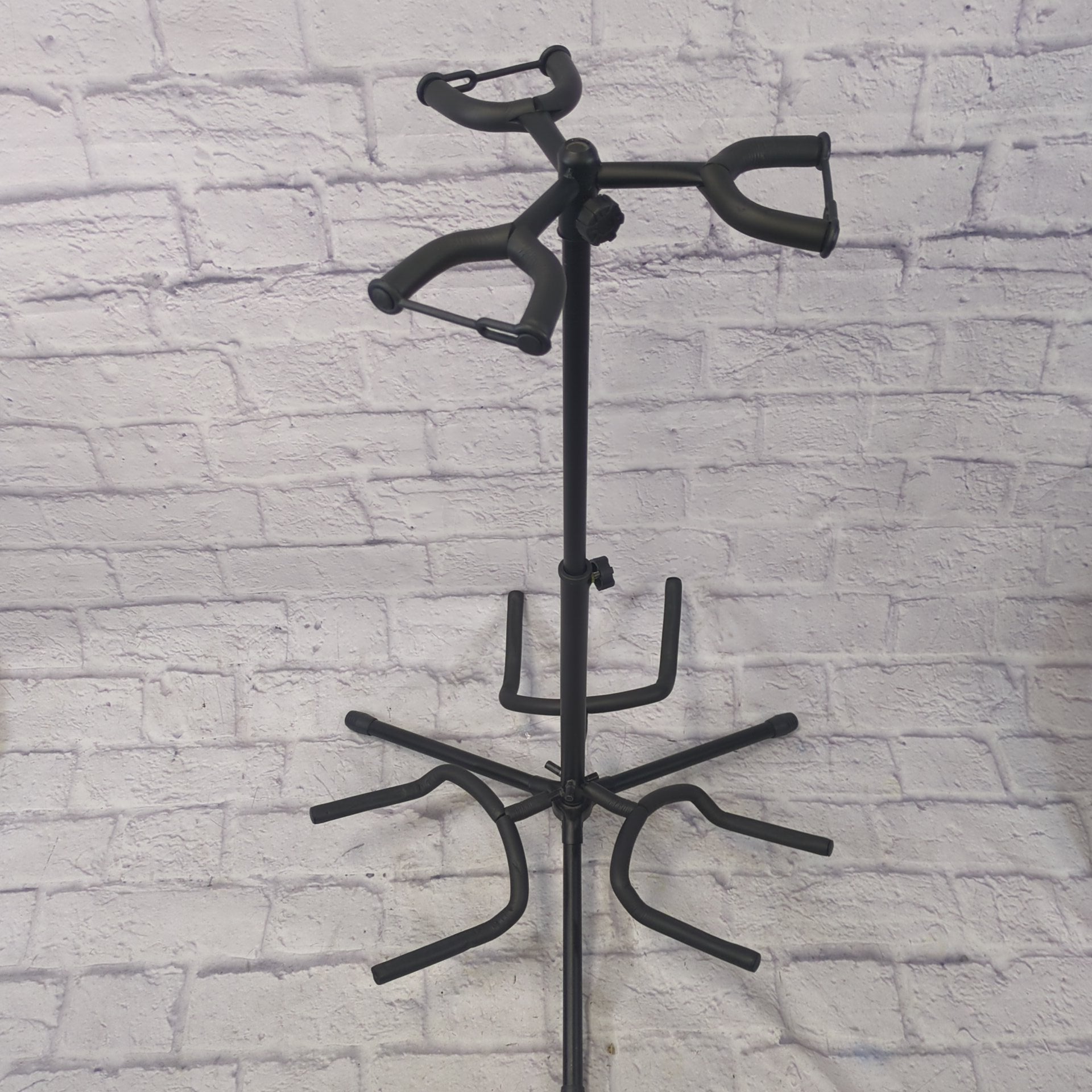 Unknown Triple Guitar Stand