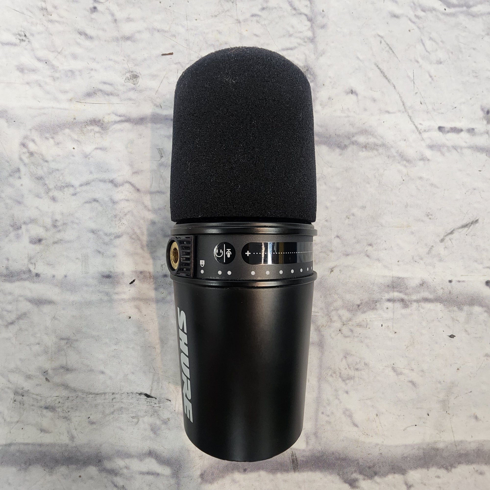 Shure MV7 Microphone