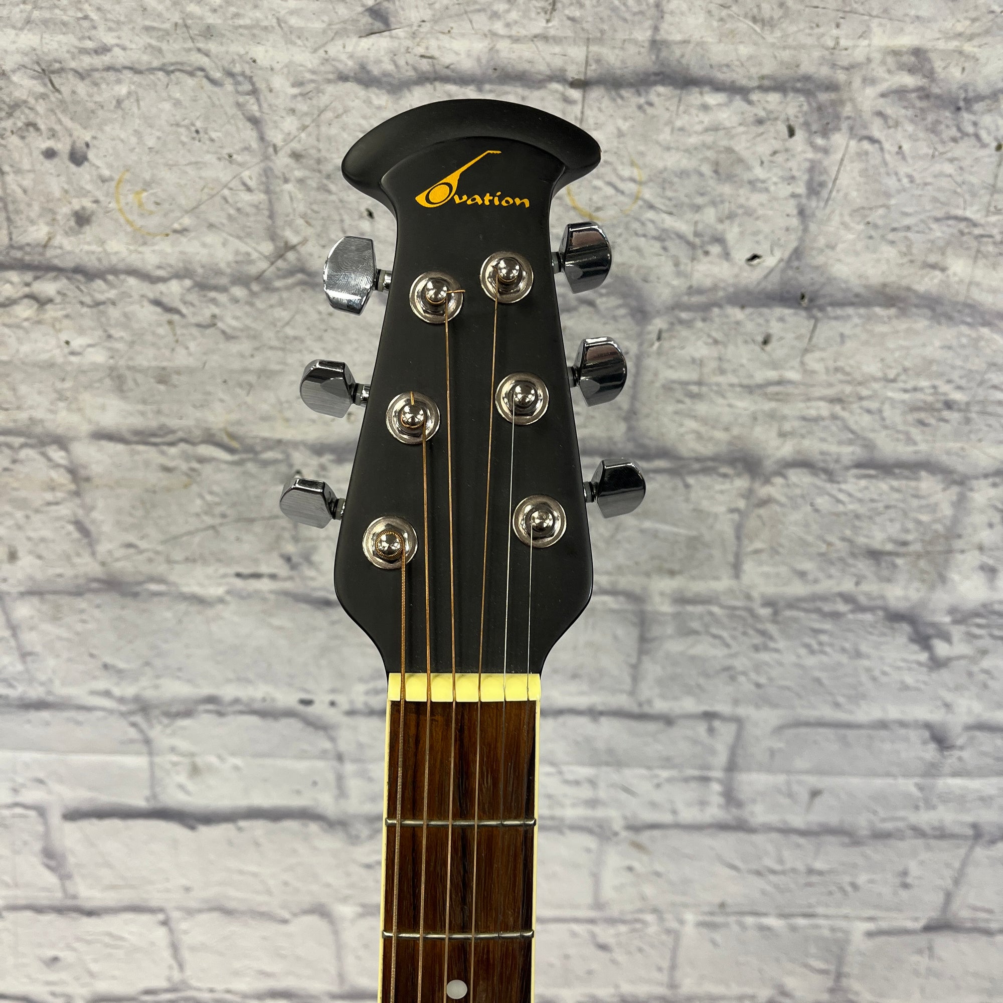 Ovation Celebrity CC057 Acoustic Guitar - Evolution Music