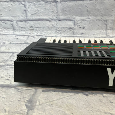 Yamaha Portasound PSS-470 Keyboard
