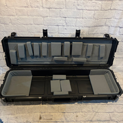 SKB I Series 76-Key Narow Keyboard Case with Wheels