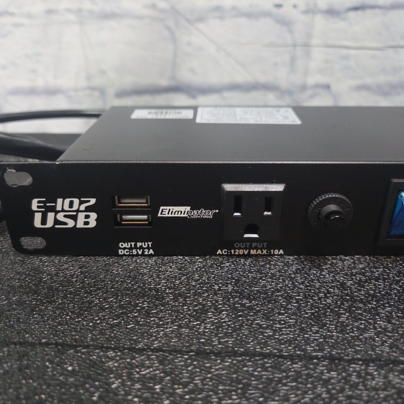 Eliminator Lighting E-107 USB Power Conditioner