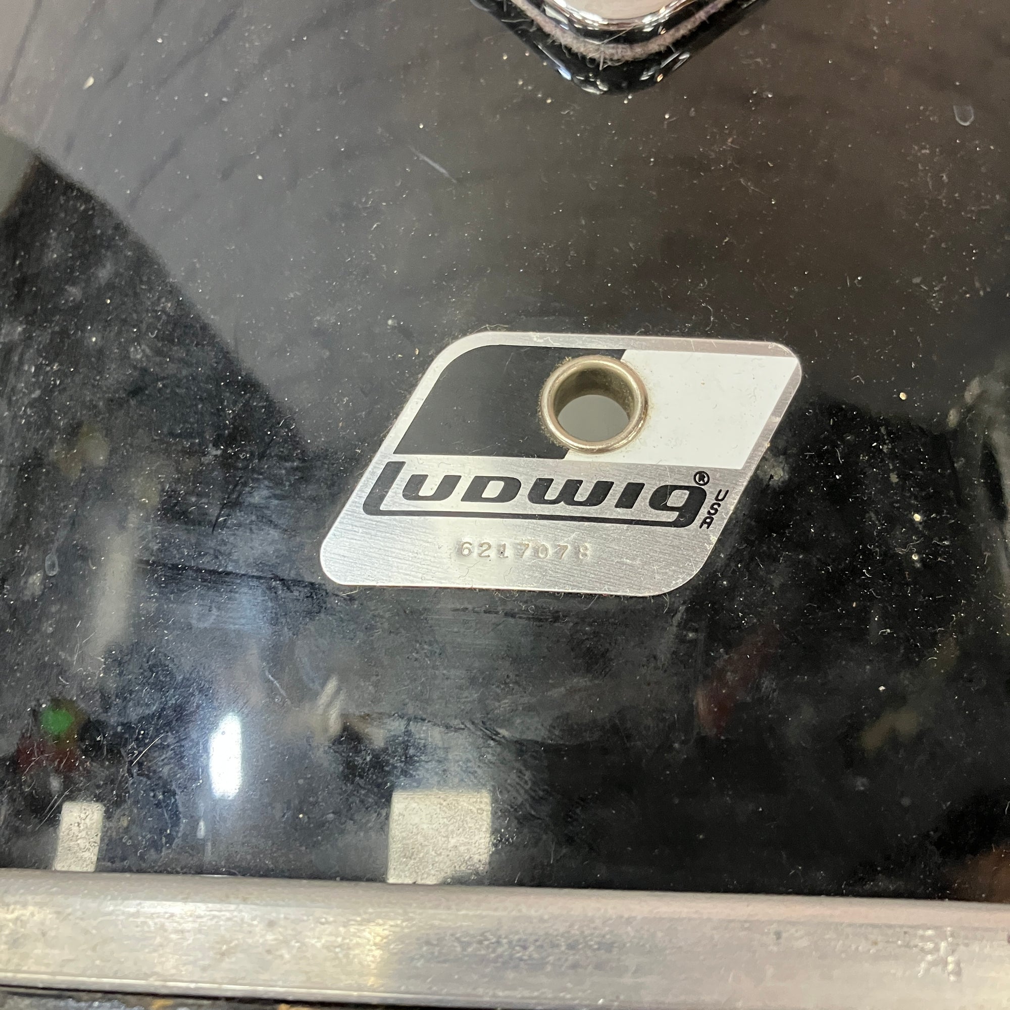 Ludwig Rocker Series Black 22 x 13 Inch Bass Drum