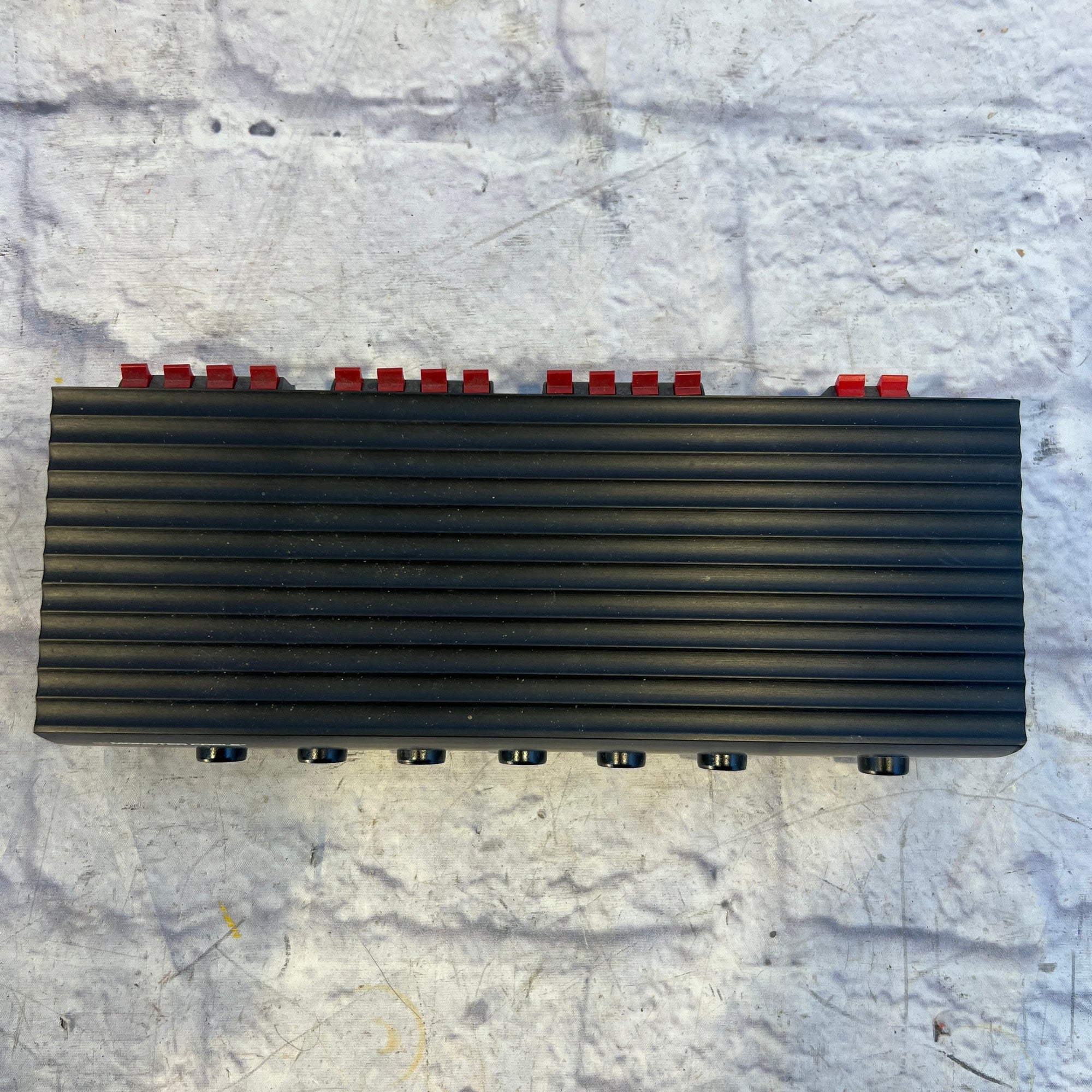 Monster cable Passive Speaker Selector 6-Way