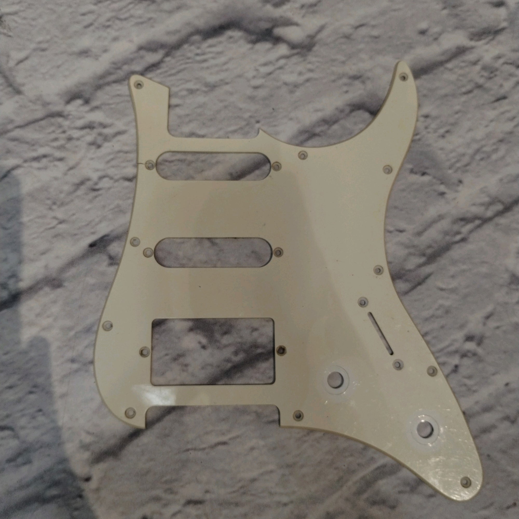 Yamaha Pacifica Pickguard Pickguard