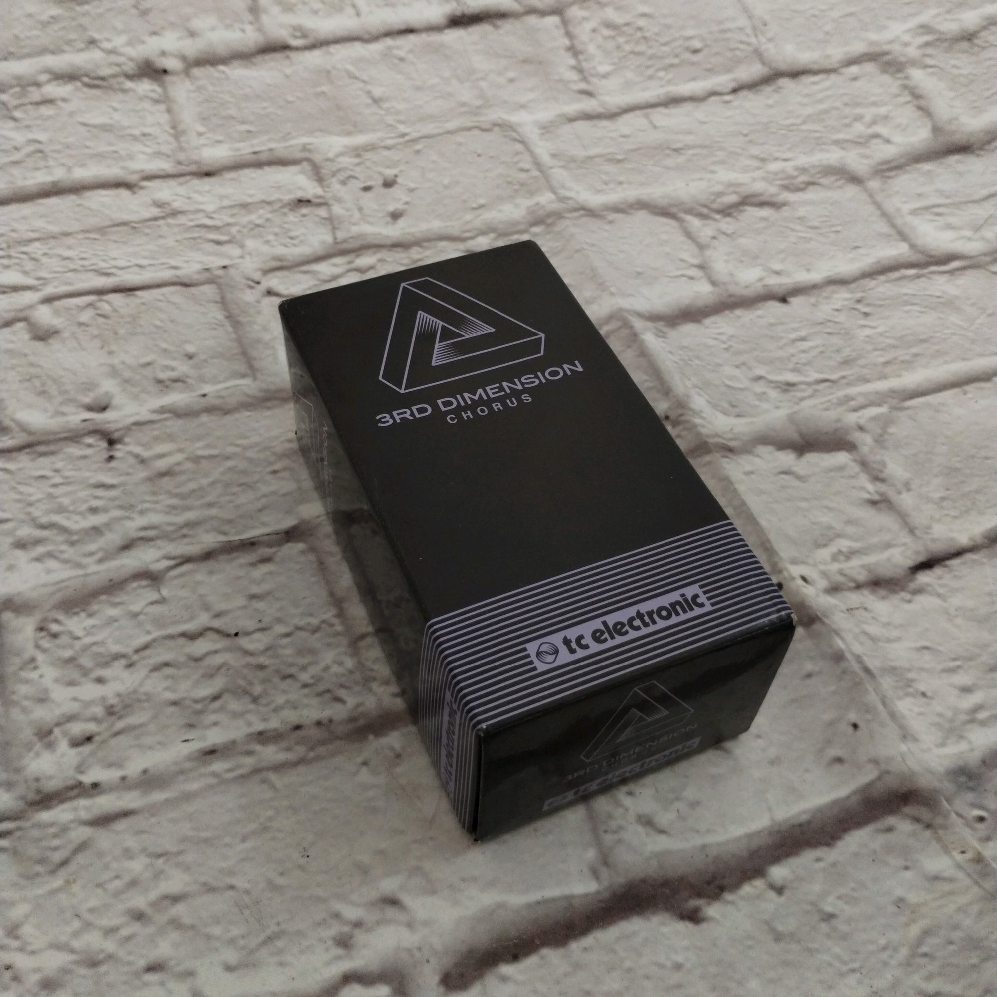TC Electronic 3rd Dimension Chorus Pedal - Evolution Music