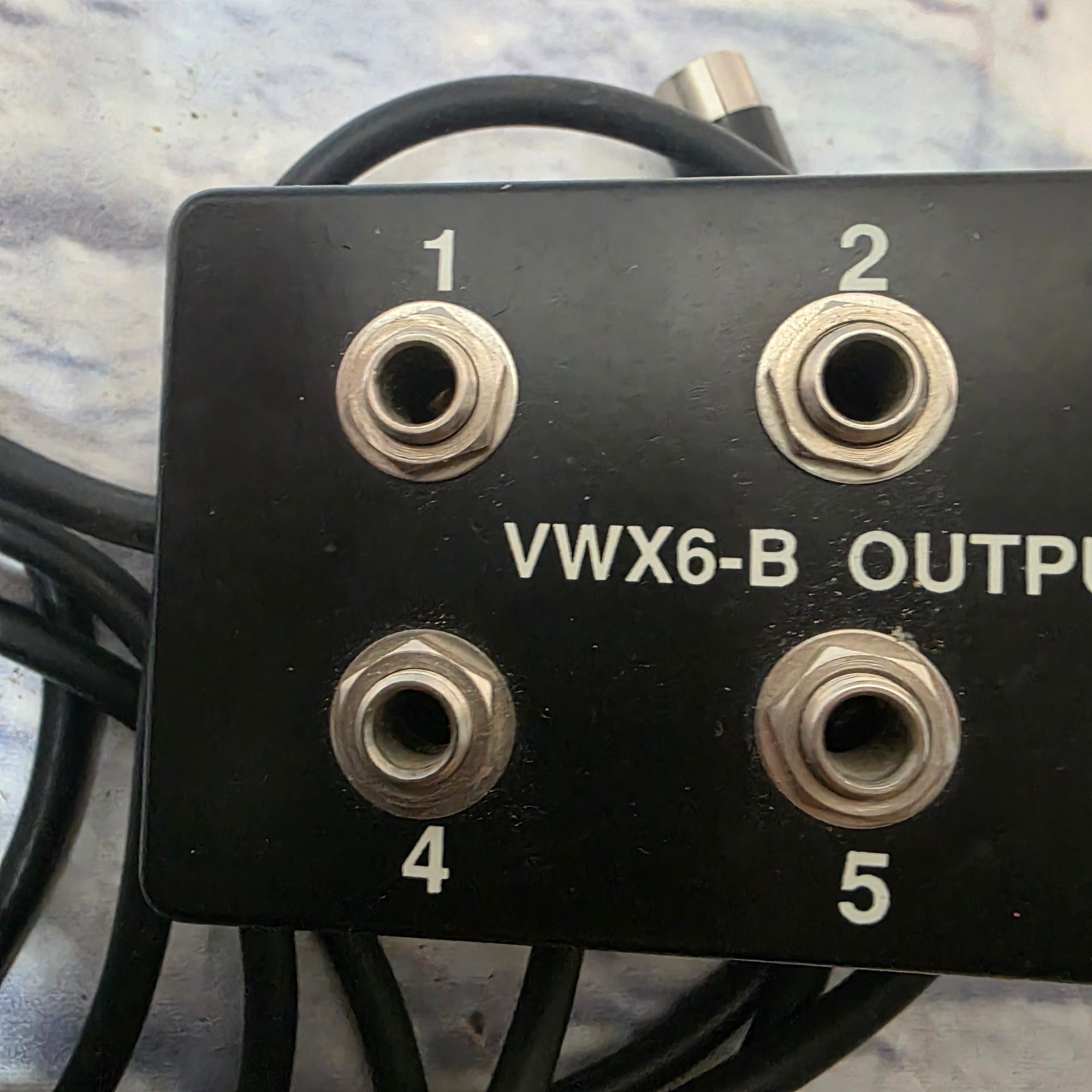 Akai VWX6-B 6 Voice Converter Box Controller