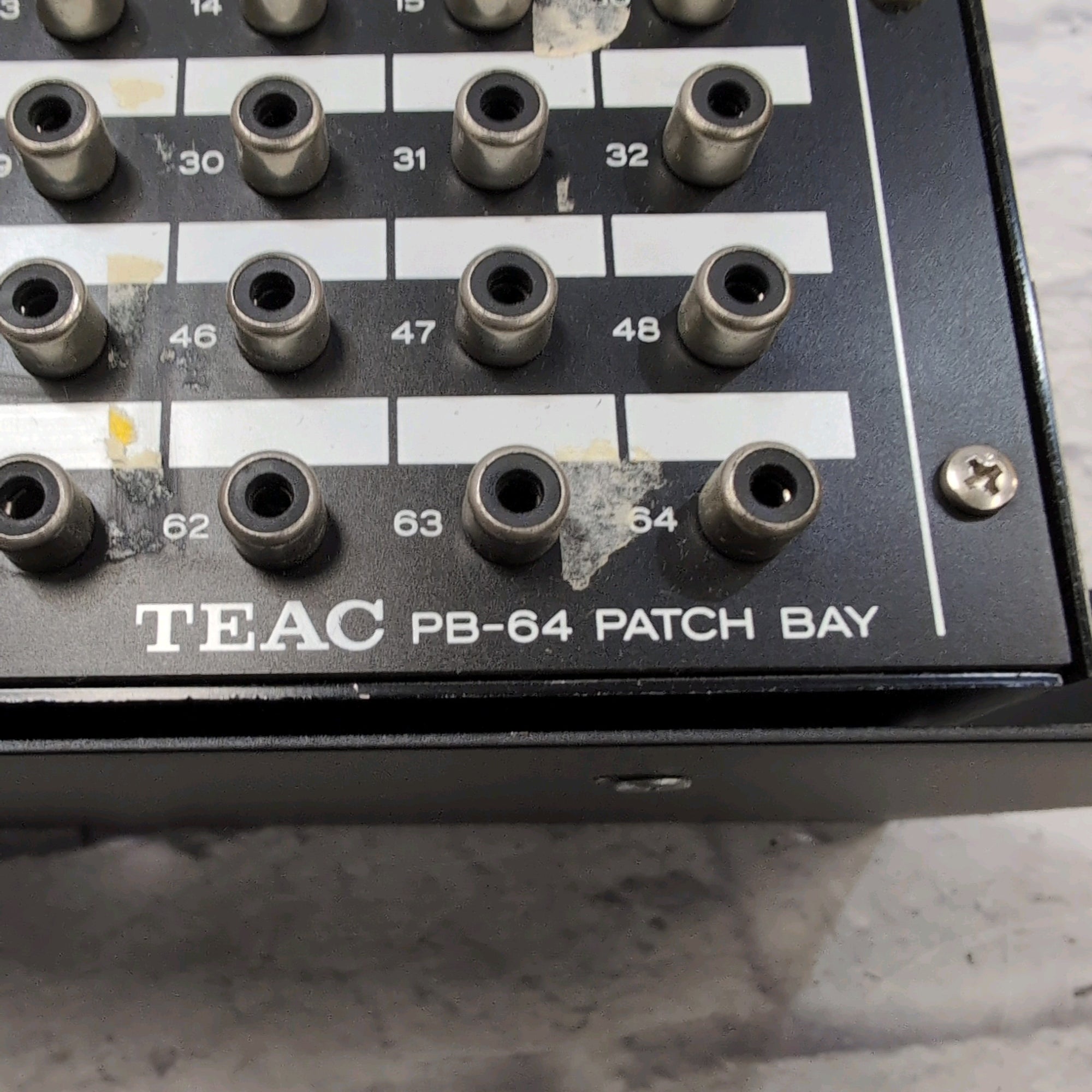 Teac Rack Teac PB-64 RCA Patchbay Rack - Evolution Music