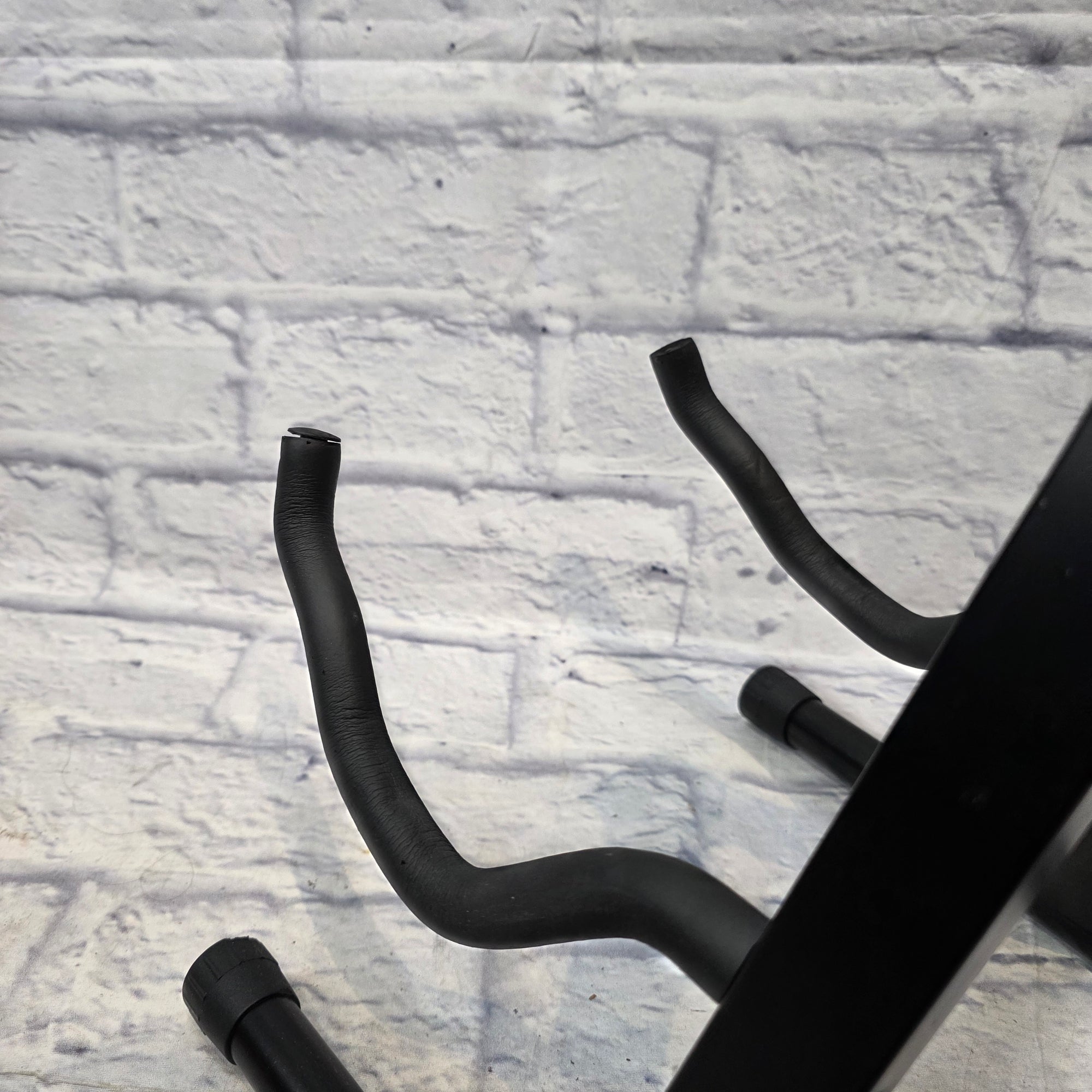 Chromacast Folding Guitar Stand