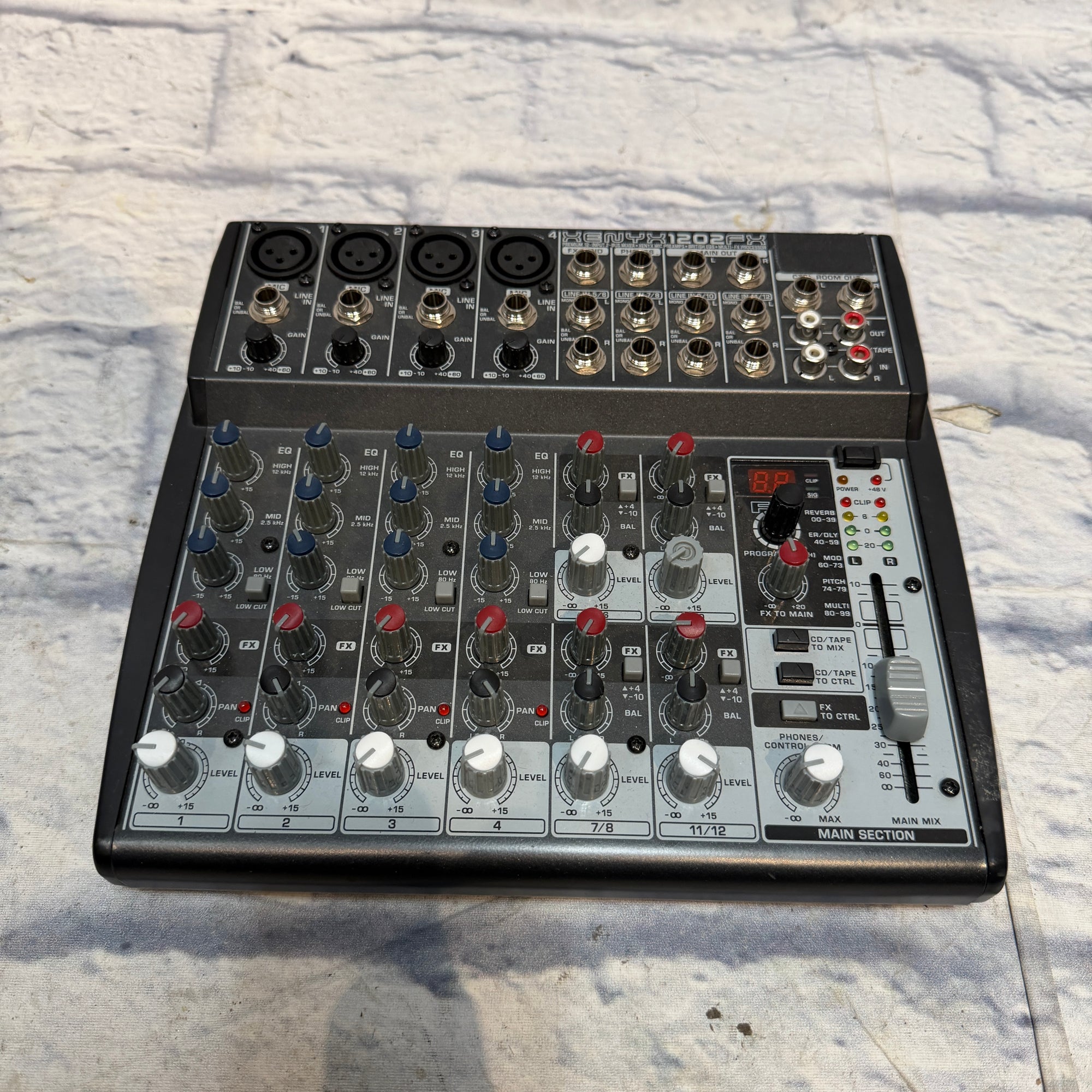 Behringer Xenyx 1202FX 12 Channel Mixer