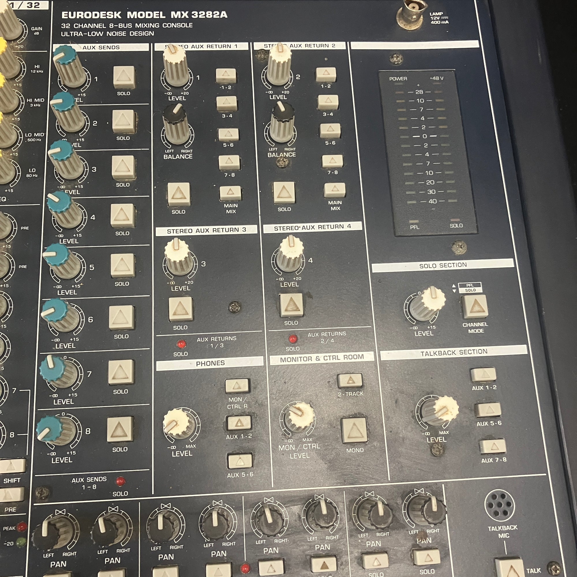 Behringer MX3282 32 Channel Mixer with External Power Supply