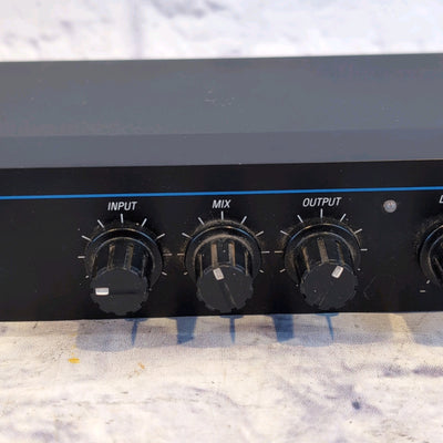 Alesis MicroVerb III 16-Bit Digital Reverb and Delay