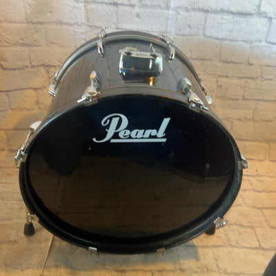 Pearl 22 Forum Black Kick Drum