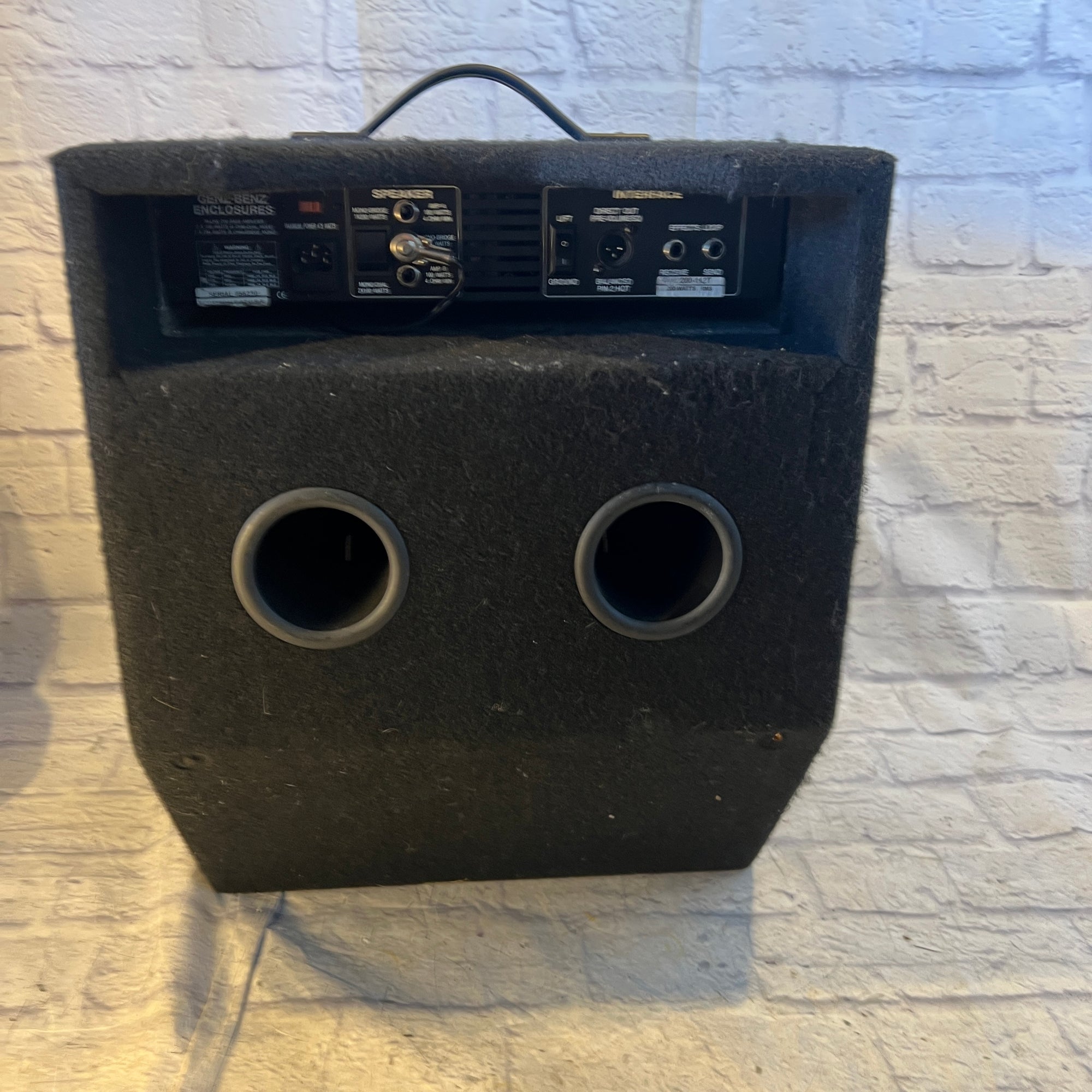 Genz Benz M-Line 200 1x15 Bass Combo Amp